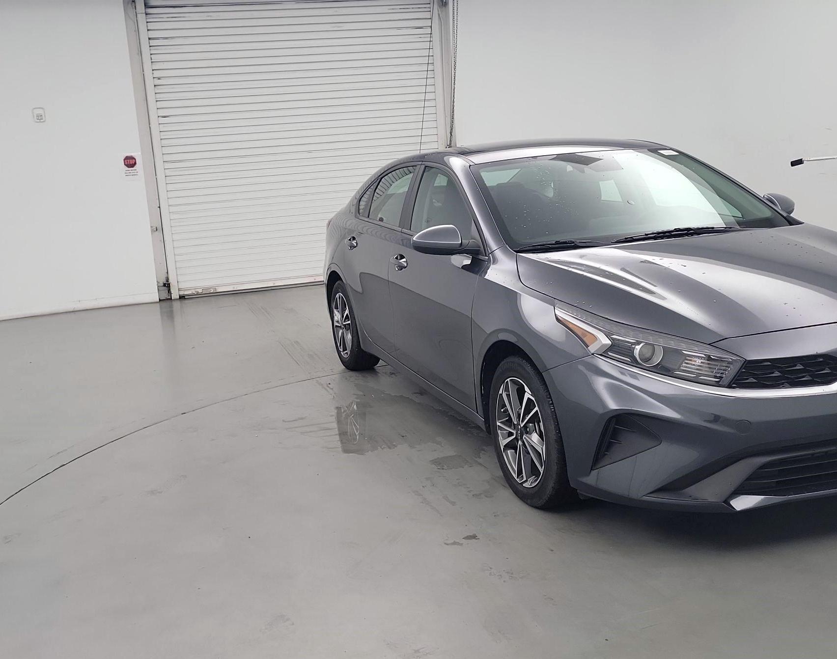 Thumbnail: 2022 Kia Forte - 1