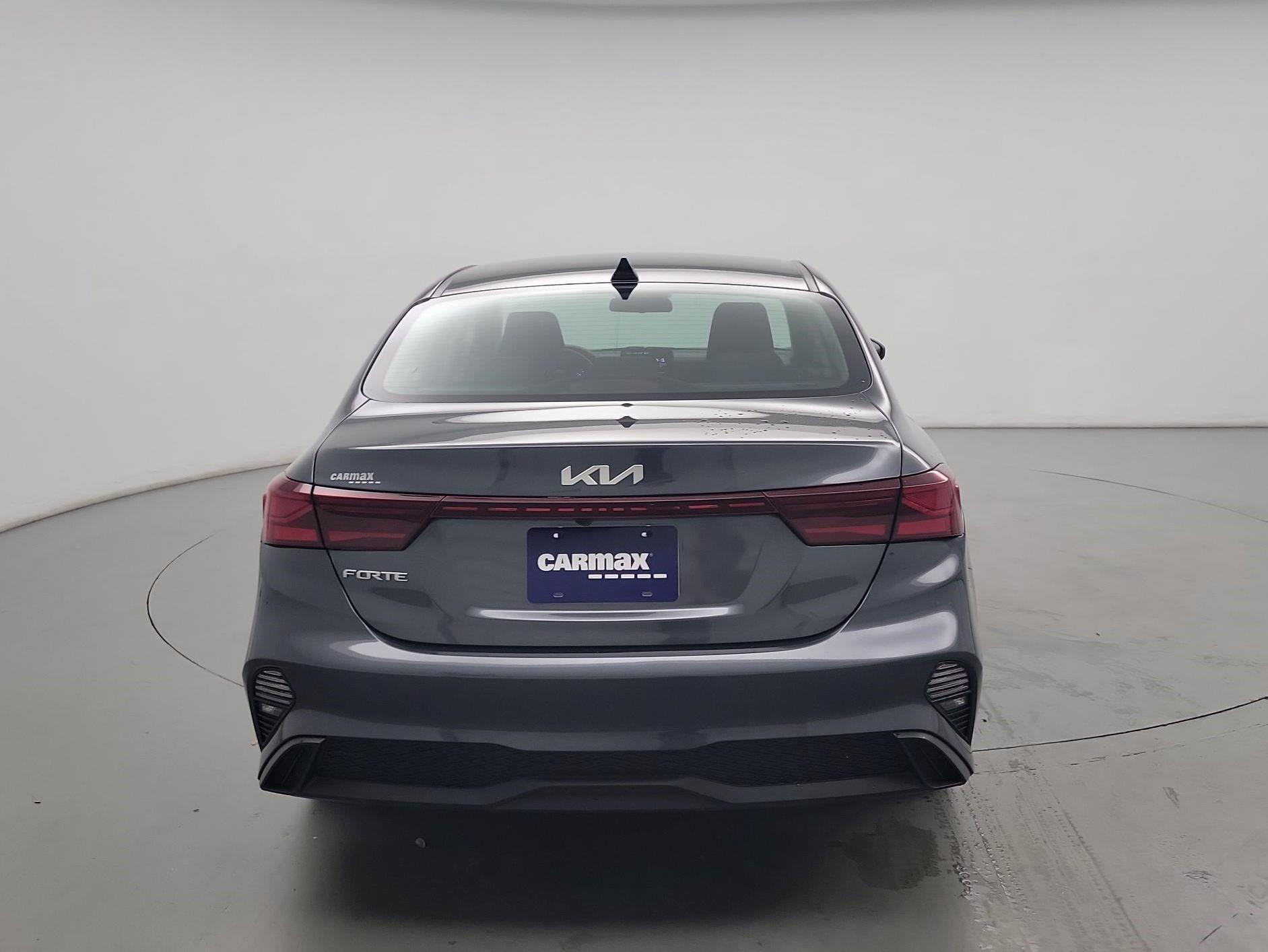 Thumbnail: 2022 Kia Forte - 6