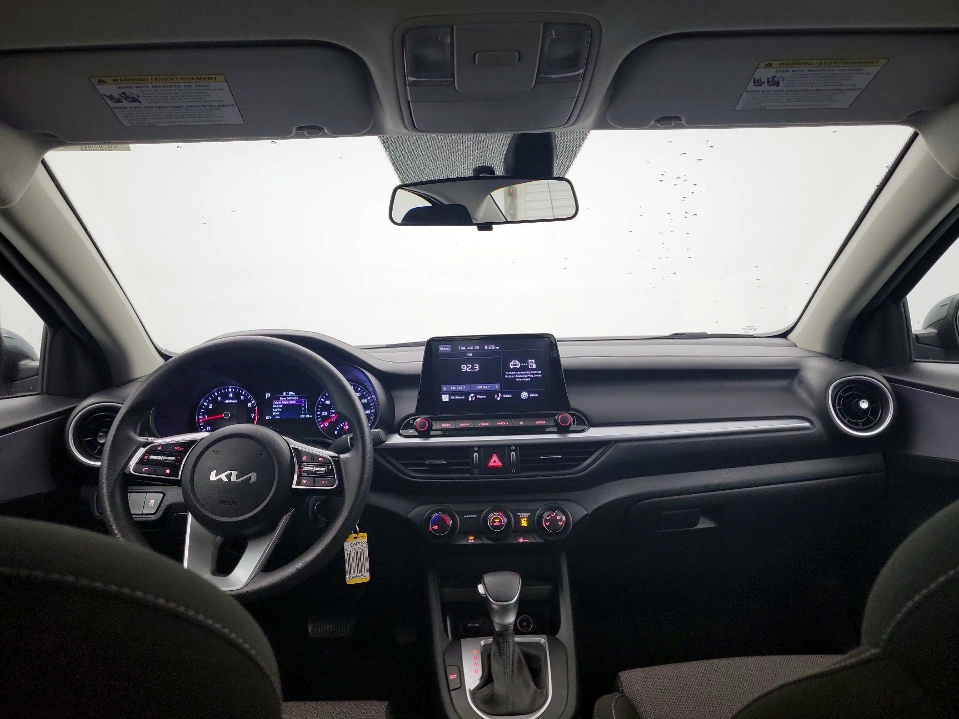 Thumbnail: 2022 Kia Forte - 8