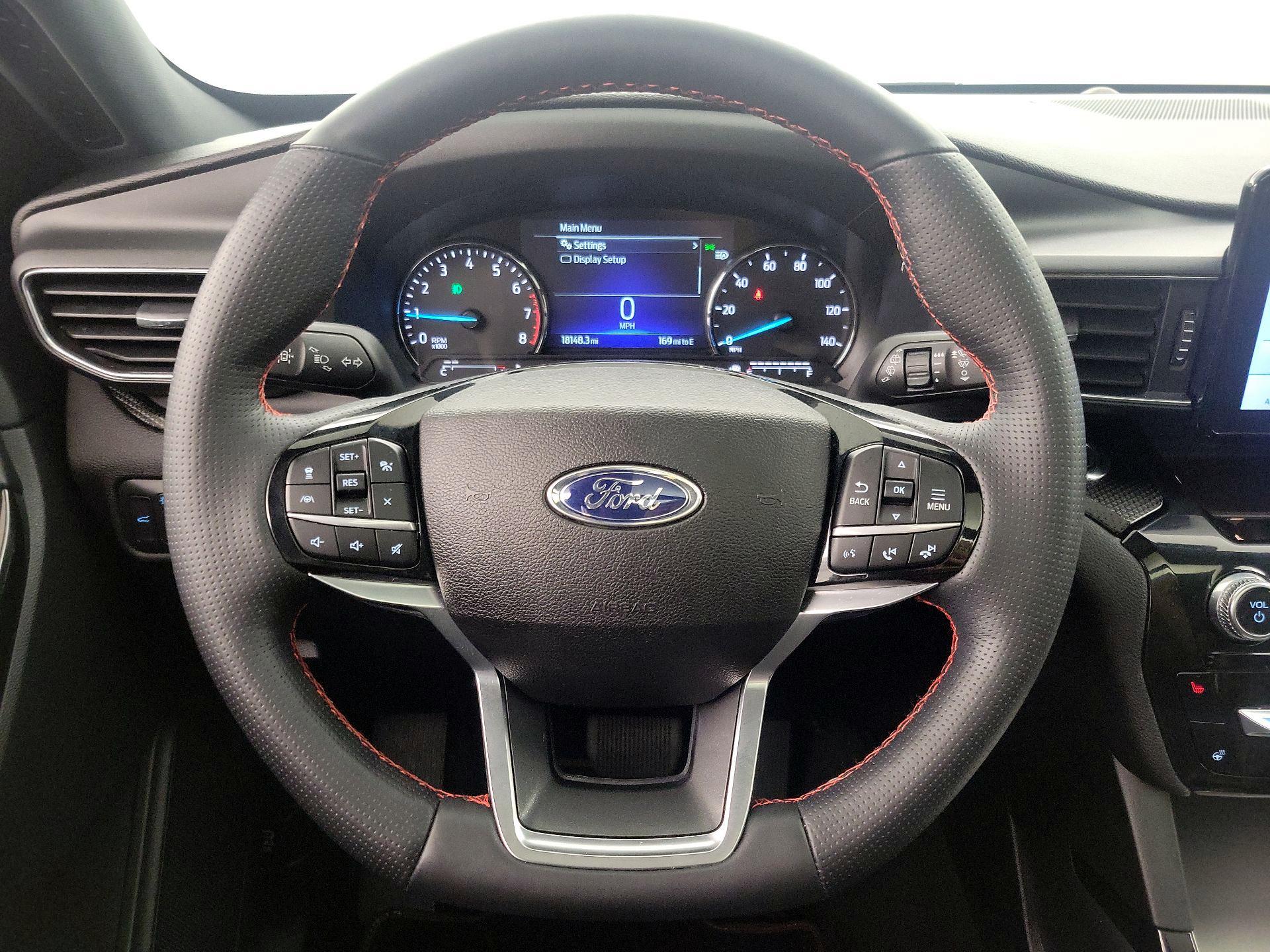Thumbnail: 2022 Ford Explorer - 10
