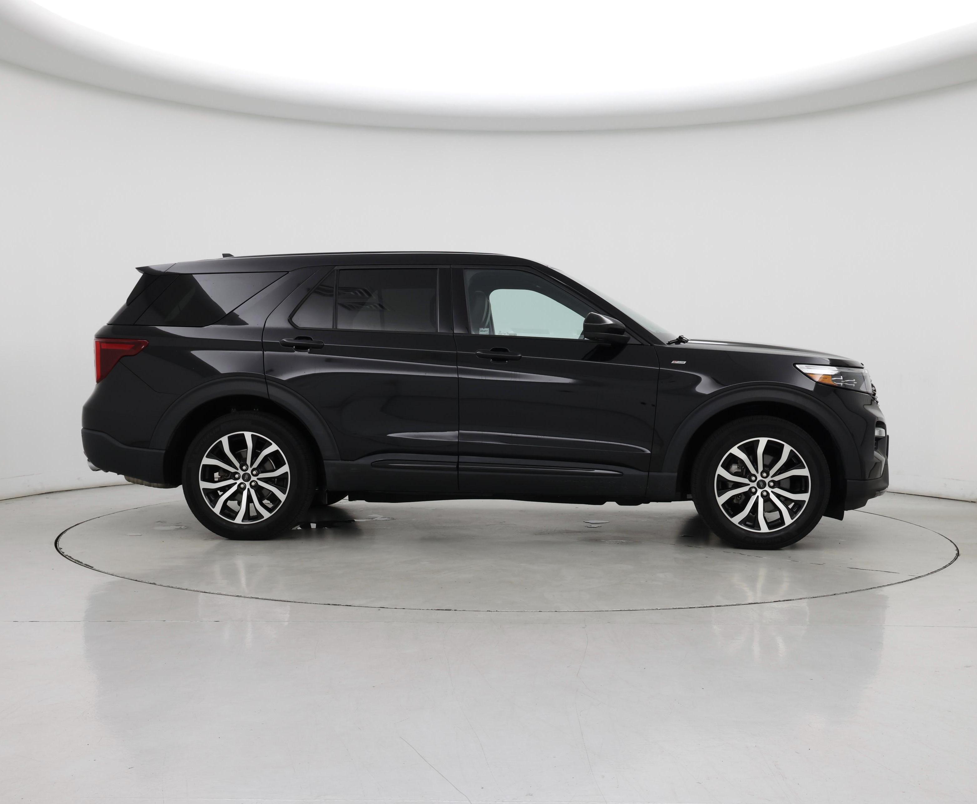 Thumbnail: 2022 Ford Explorer - 7