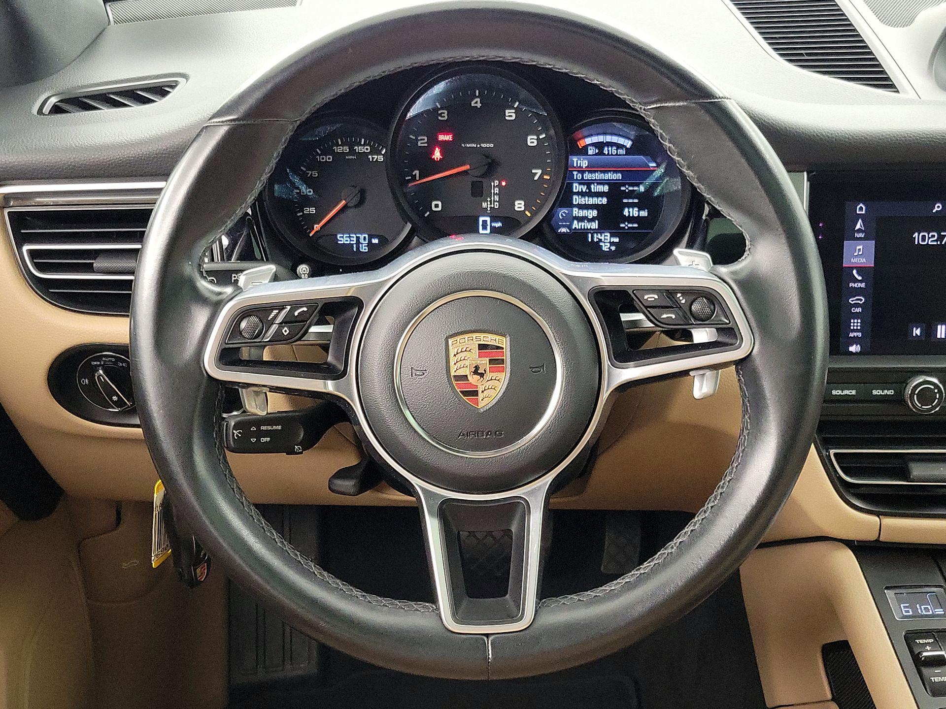 Thumbnail: 2020 Porsche Macan - 10