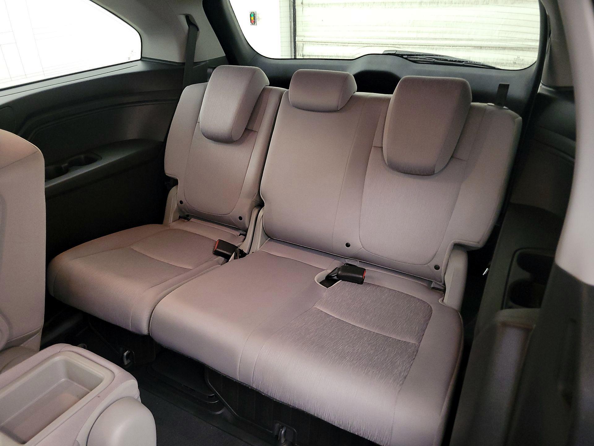 Thumbnail: 2022 Honda Odyssey - 20
