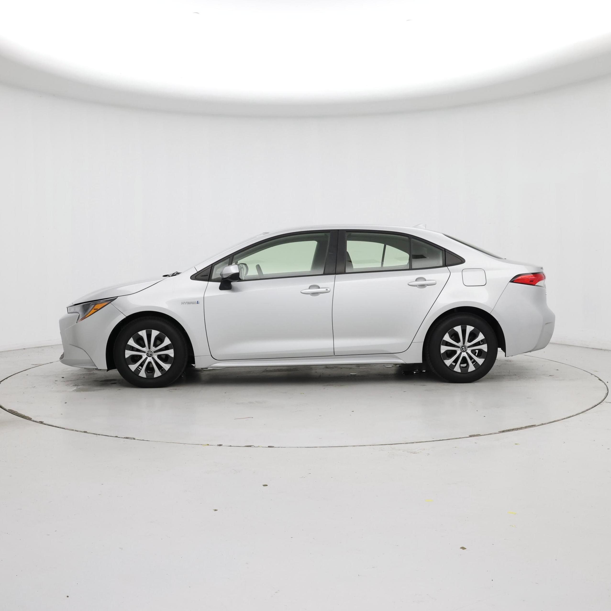 Thumbnail: 2021 Toyota Corolla - 3