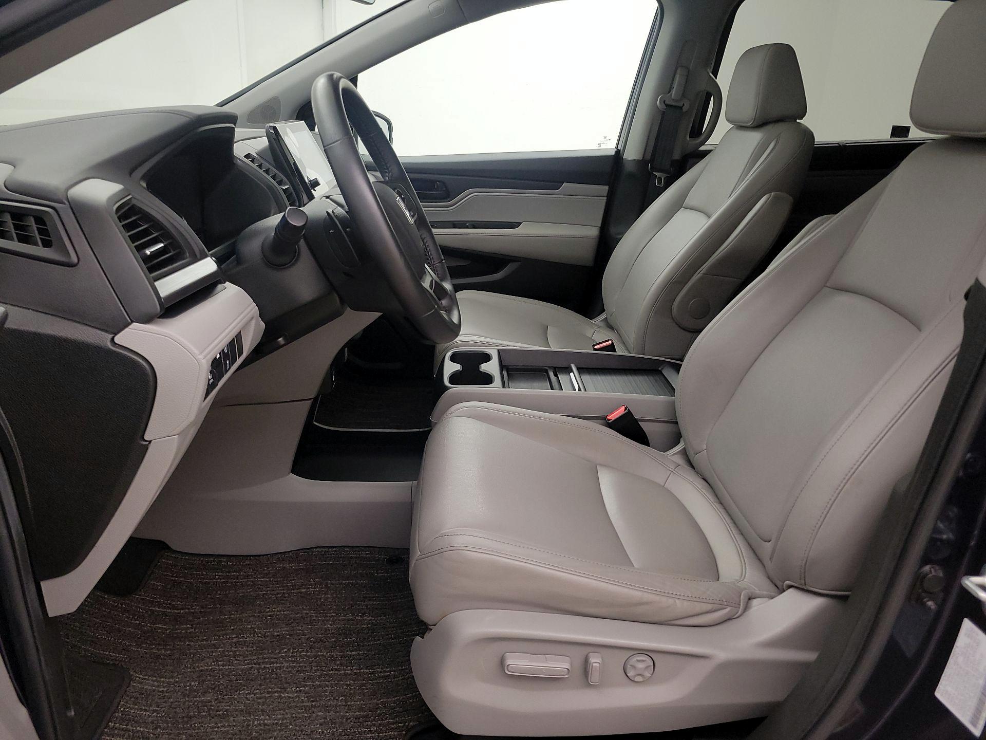 Thumbnail: 2022 Honda Odyssey - 11