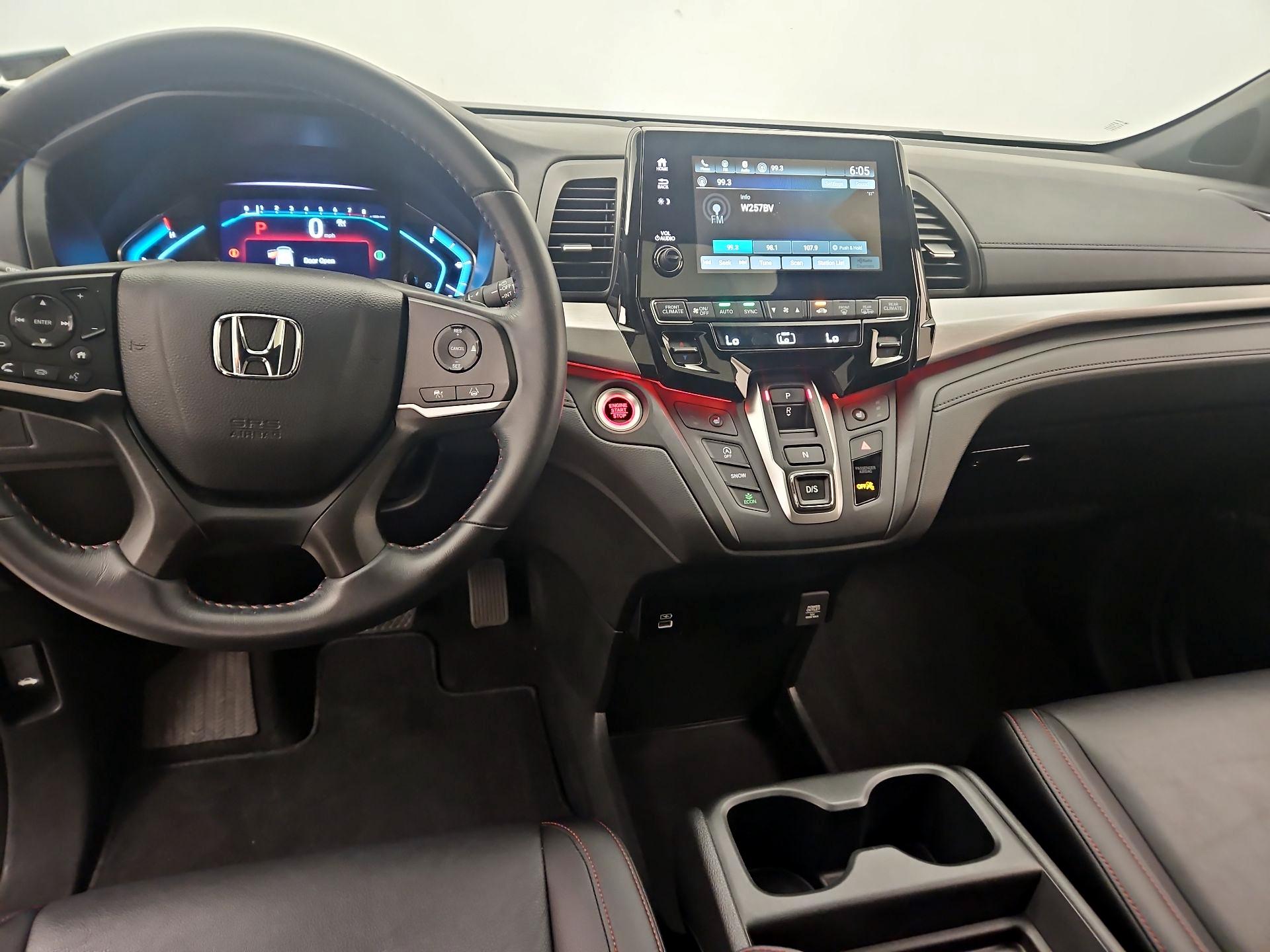 Thumbnail: 2023 Honda Odyssey - 9
