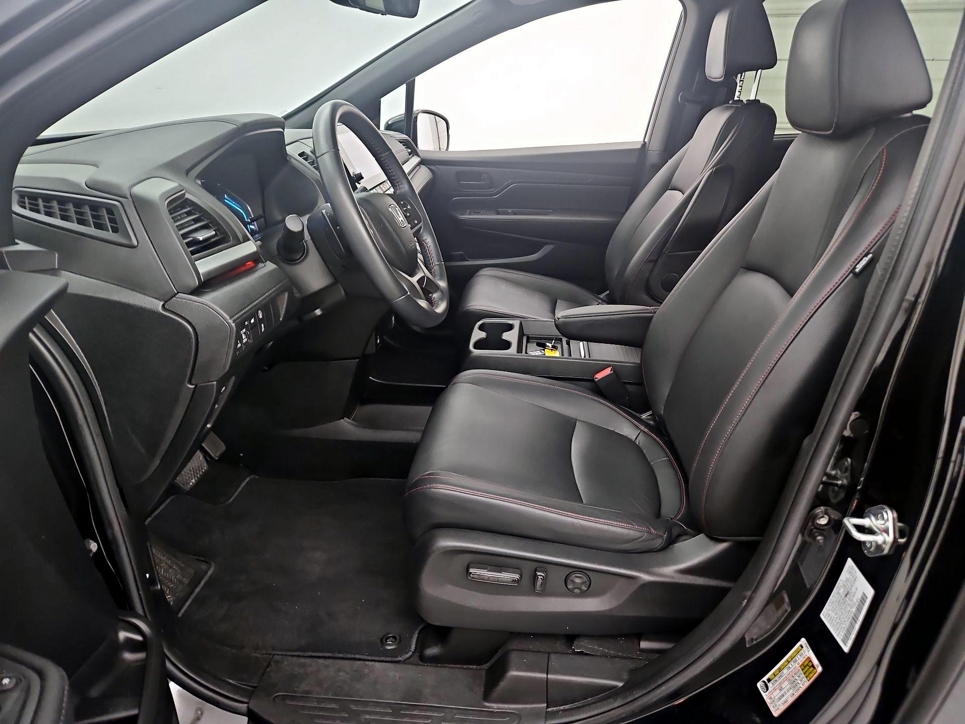 Thumbnail: 2023 Honda Odyssey - 11