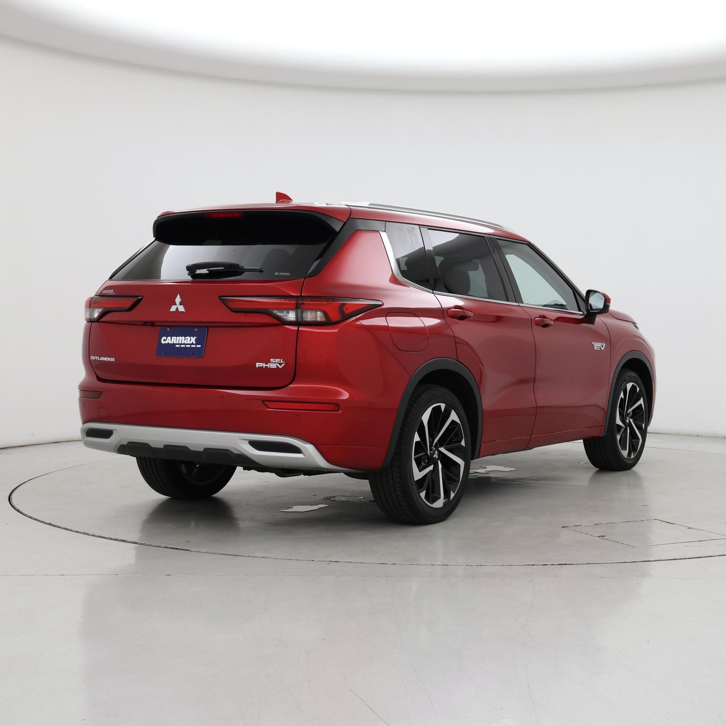 Thumbnail: 2023 Mitsubishi Outlander - 8