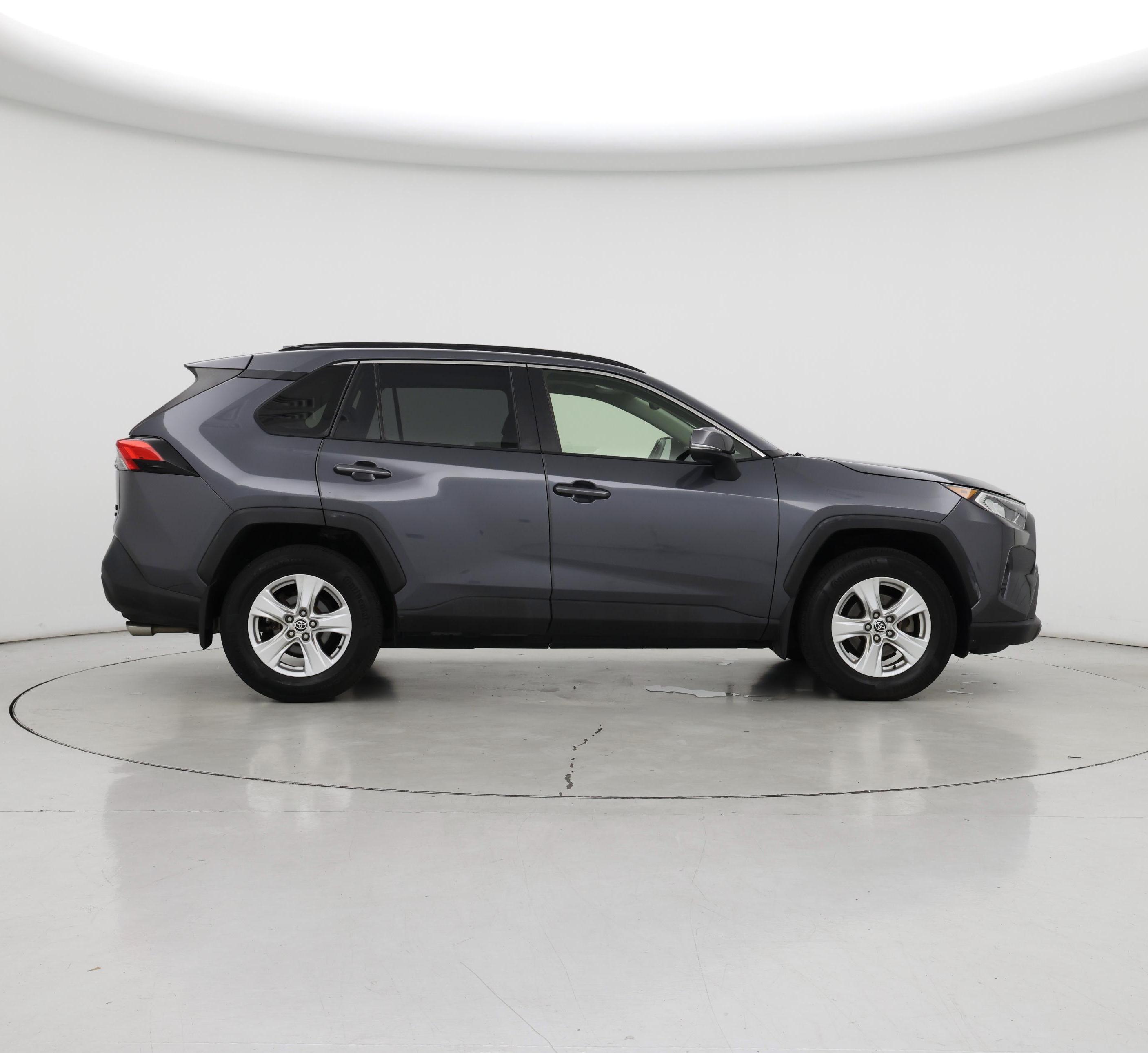Thumbnail: 2020 Toyota RAV4 - 7