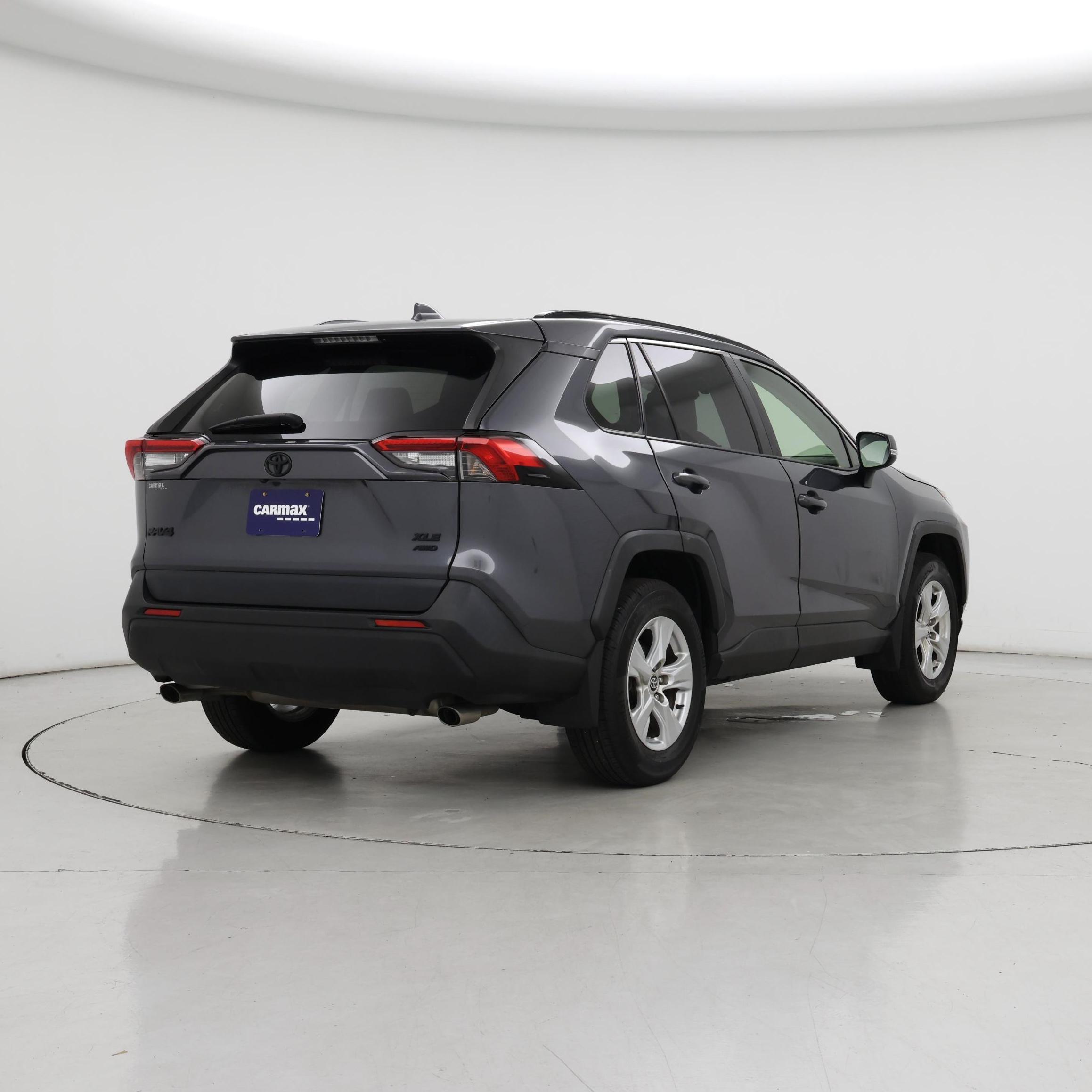 Thumbnail: 2020 Toyota RAV4 - 8