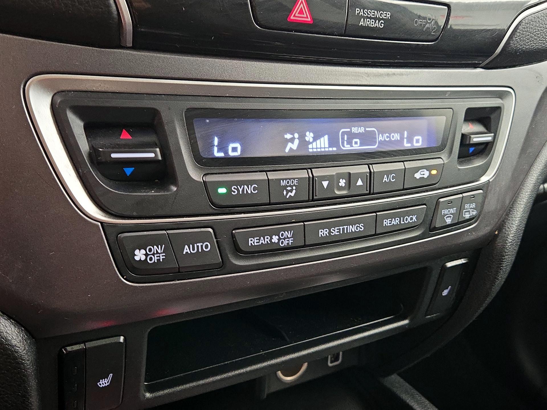 Thumbnail: 2021 Honda Pilot - 16