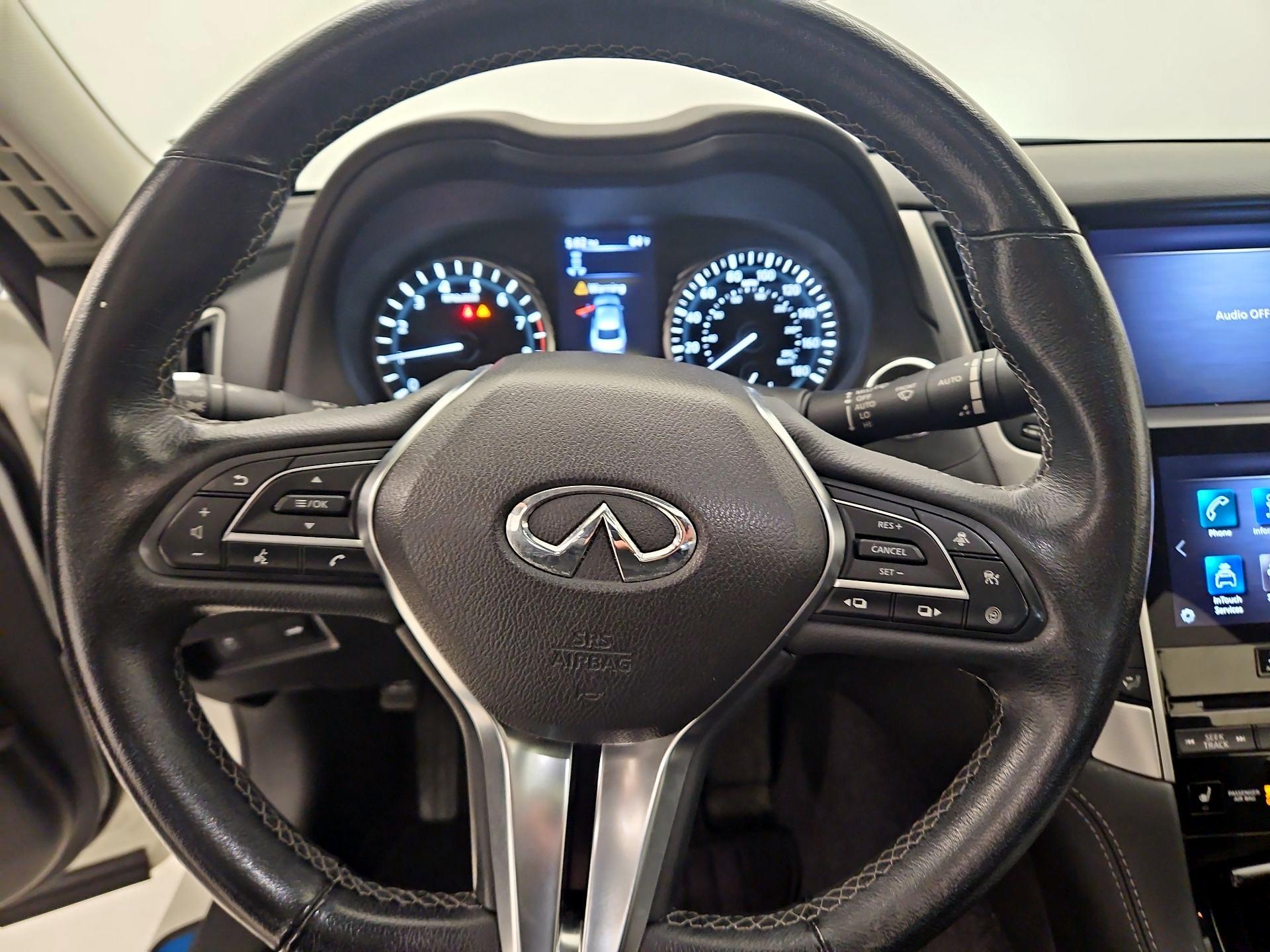 Thumbnail: 2022 INFINITI Q50 - 10