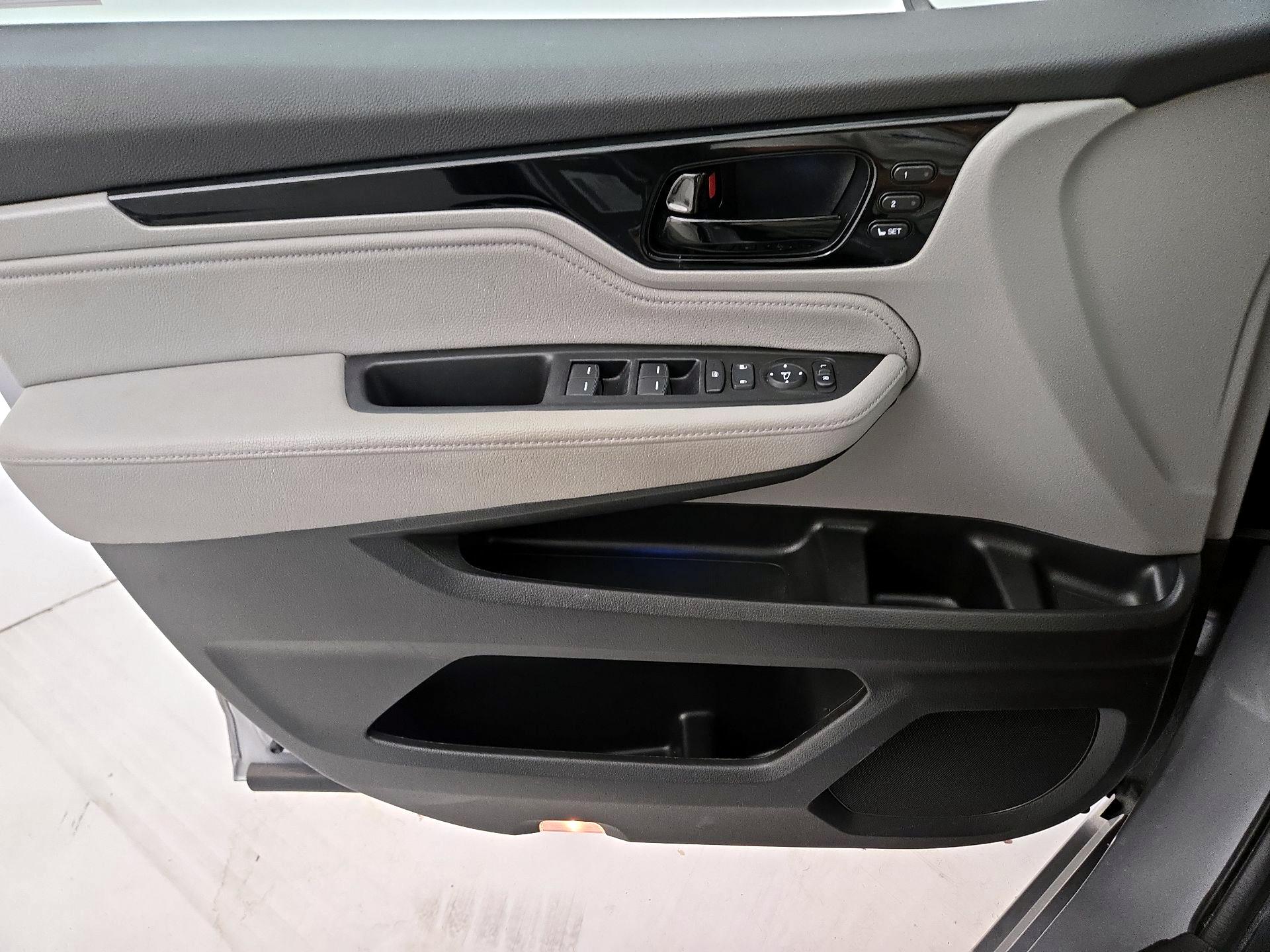 Thumbnail: 2022 Honda Odyssey - 12