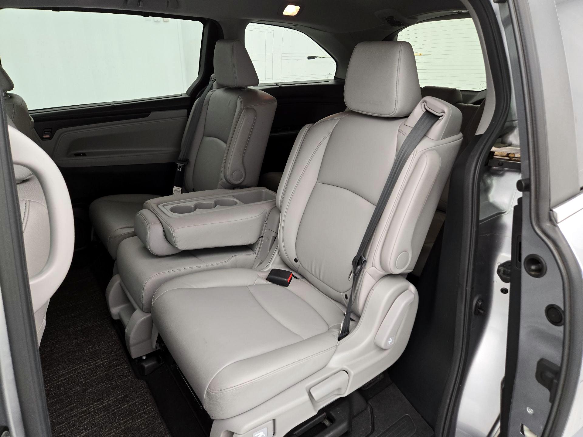 Thumbnail: 2022 Honda Odyssey - 20