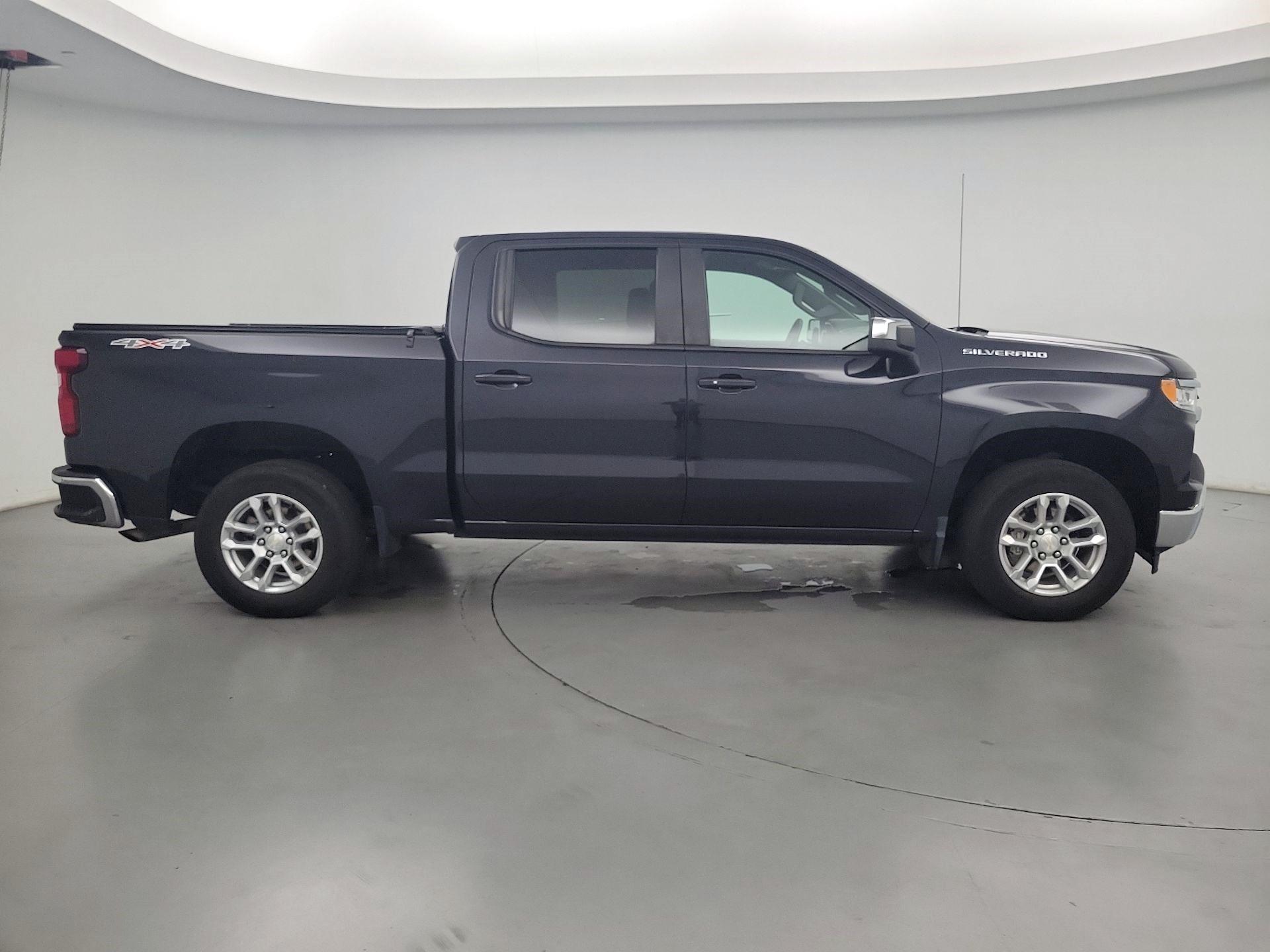 Thumbnail: 2023 Chevrolet Silverado 1500 - 4