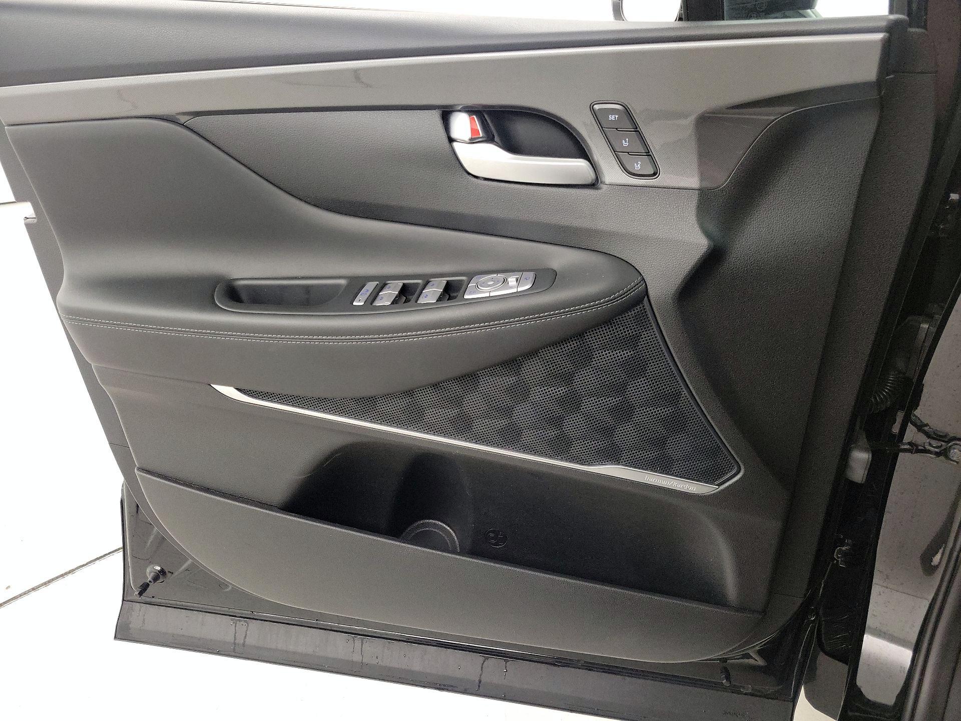 Thumbnail: 2022 Hyundai Santa Fe - 12