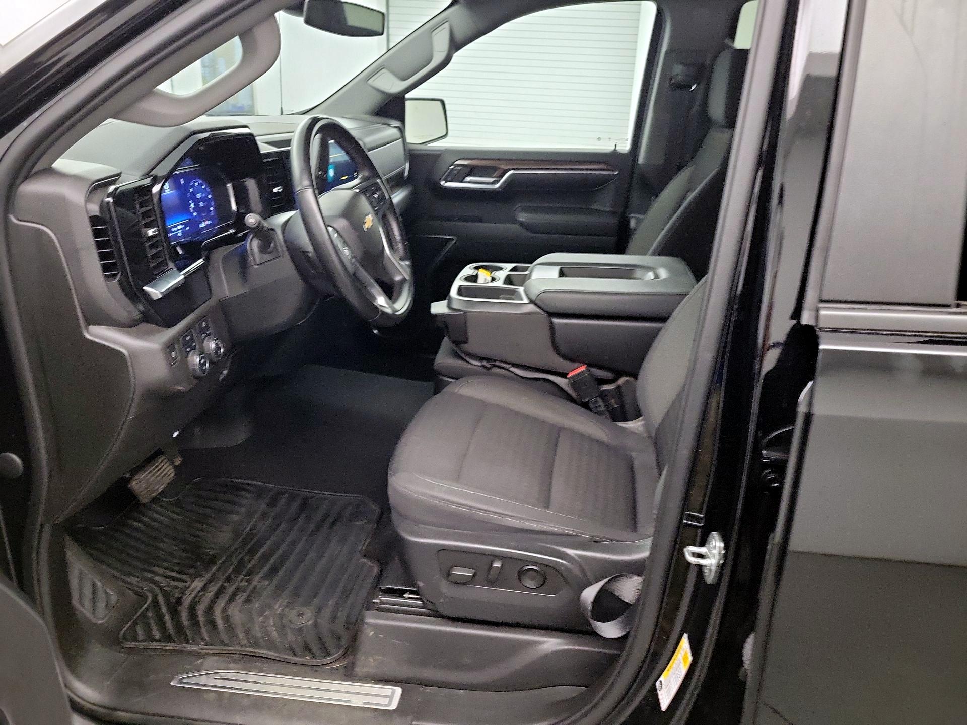 Thumbnail: 2023 Chevrolet Silverado 1500 - 9