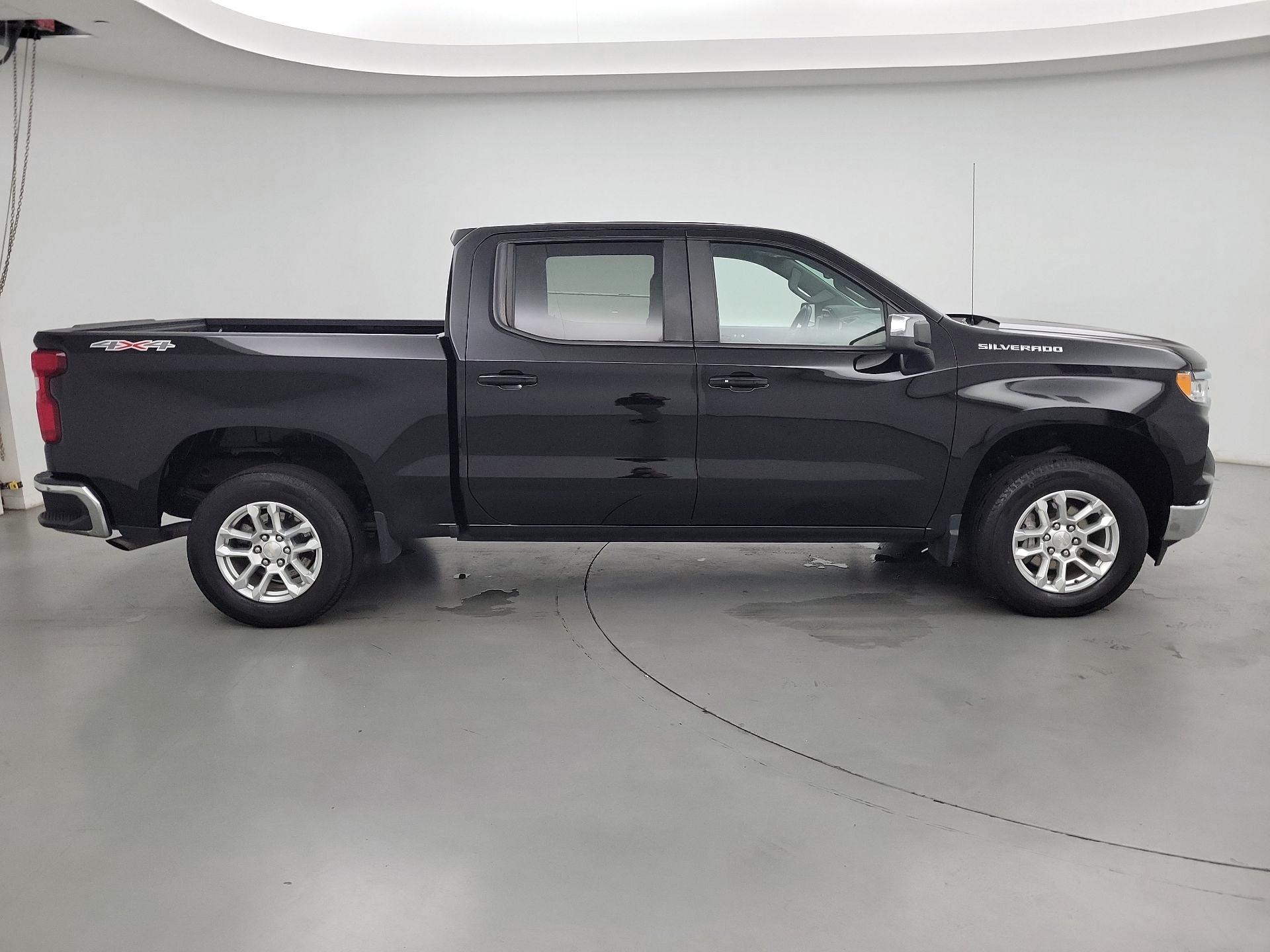 Thumbnail: 2023 Chevrolet Silverado 1500 - 4