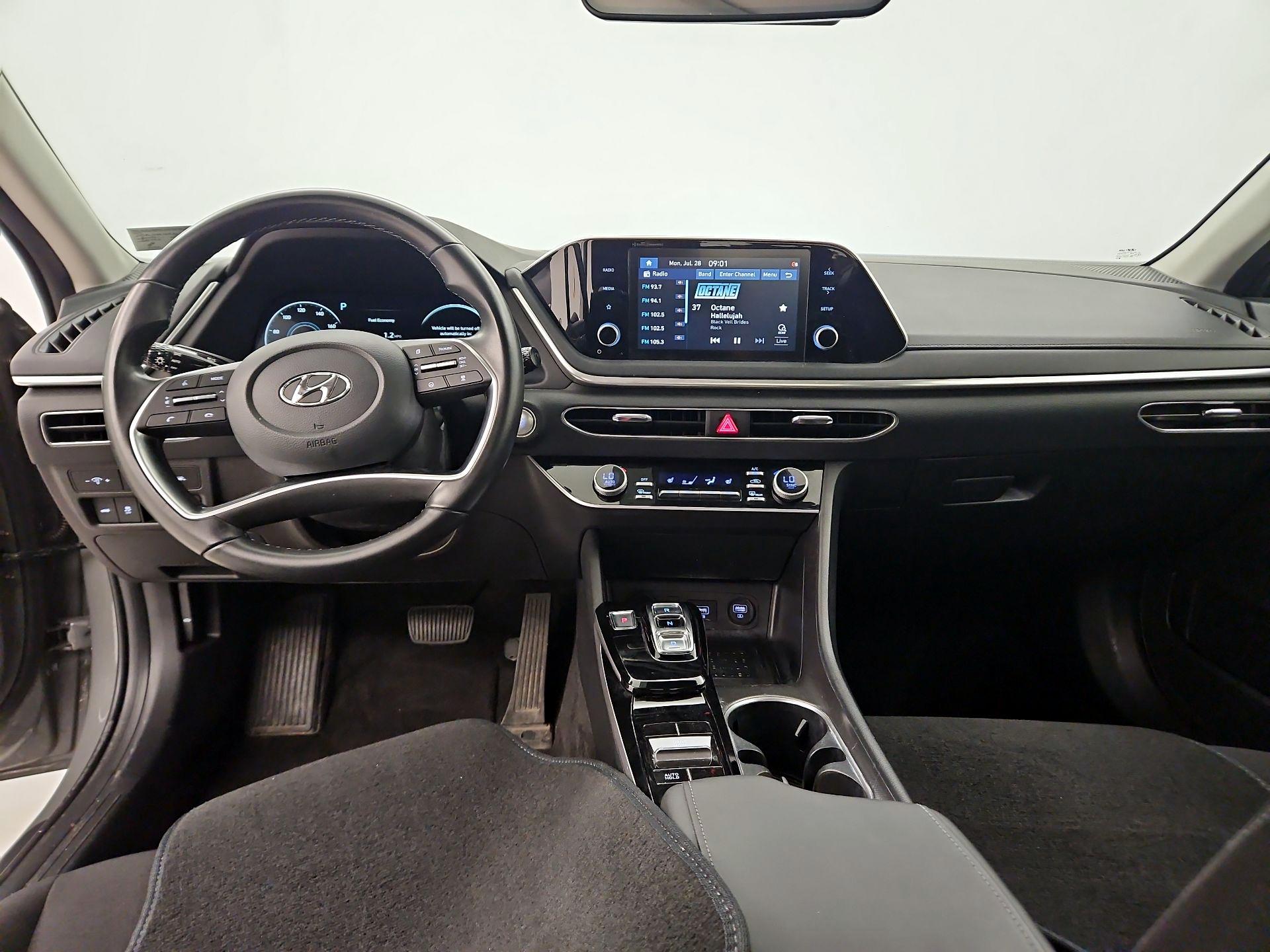 Thumbnail: 2022 Hyundai Sonata - 9
