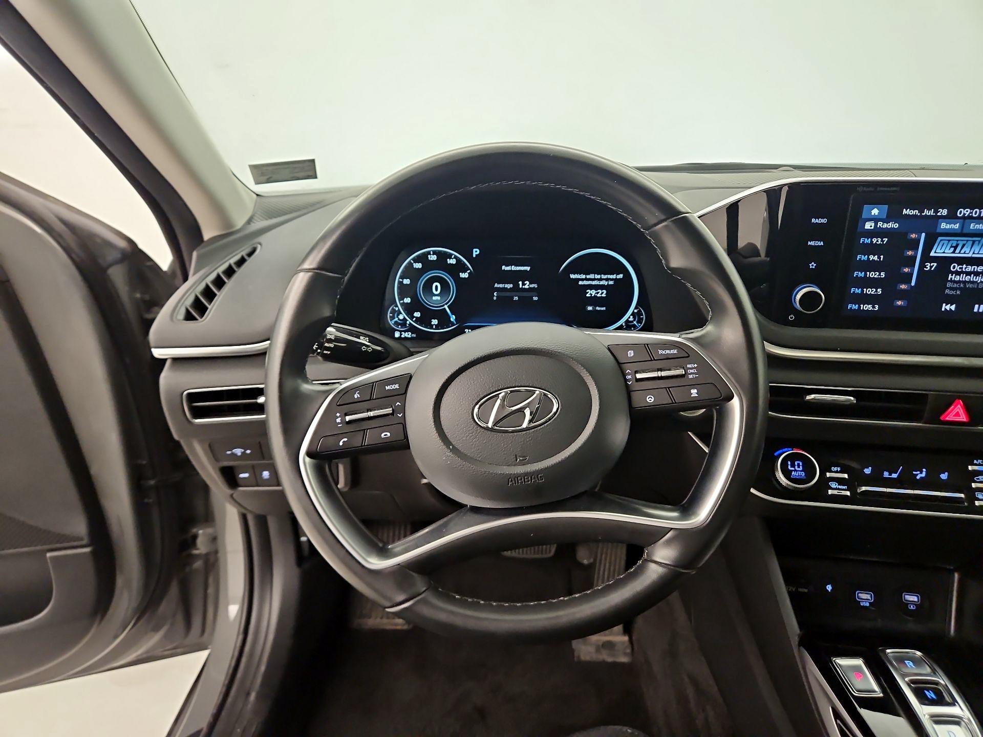 Thumbnail: 2022 Hyundai Sonata - 10
