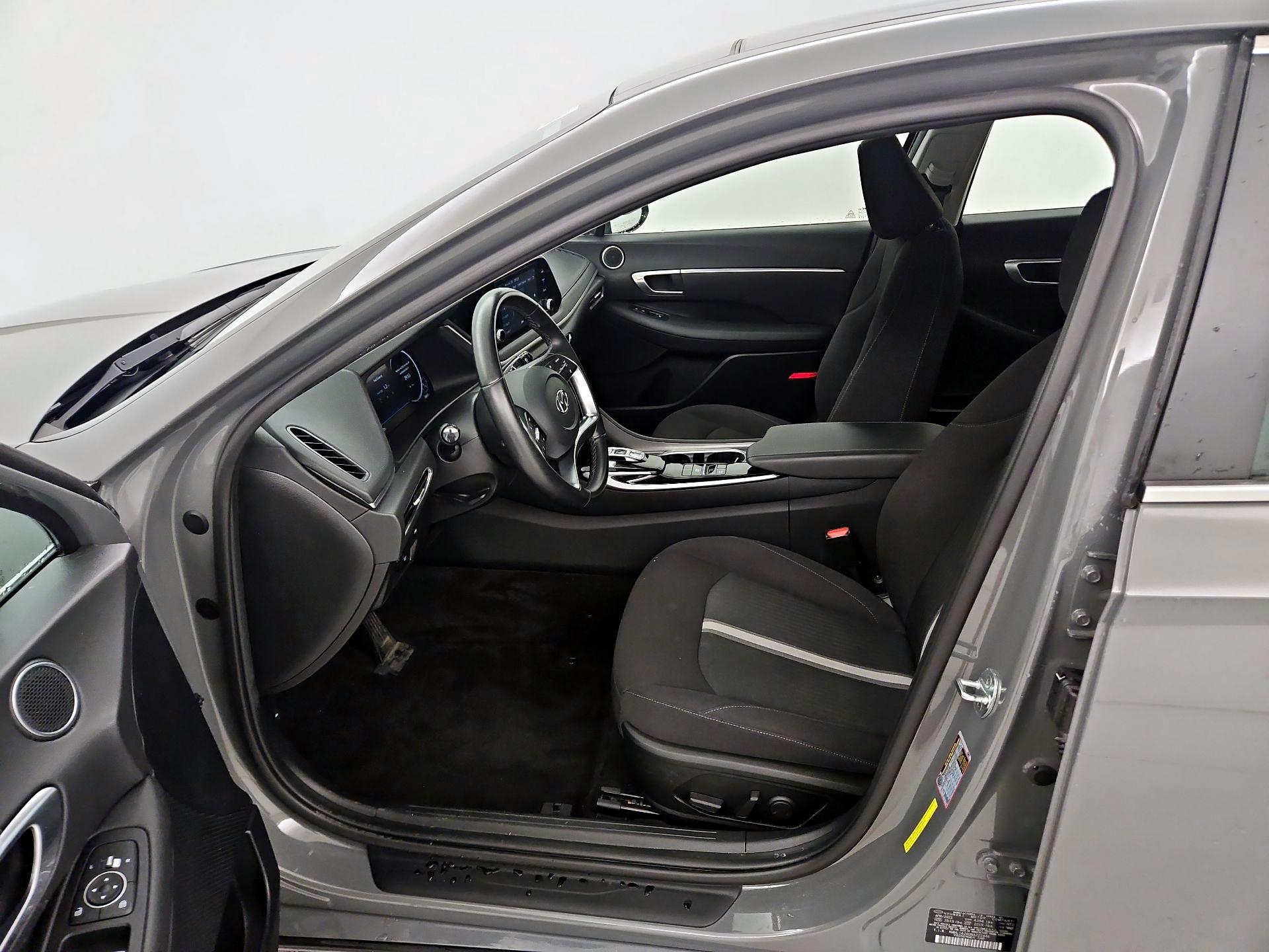 Thumbnail: 2022 Hyundai Sonata - 11