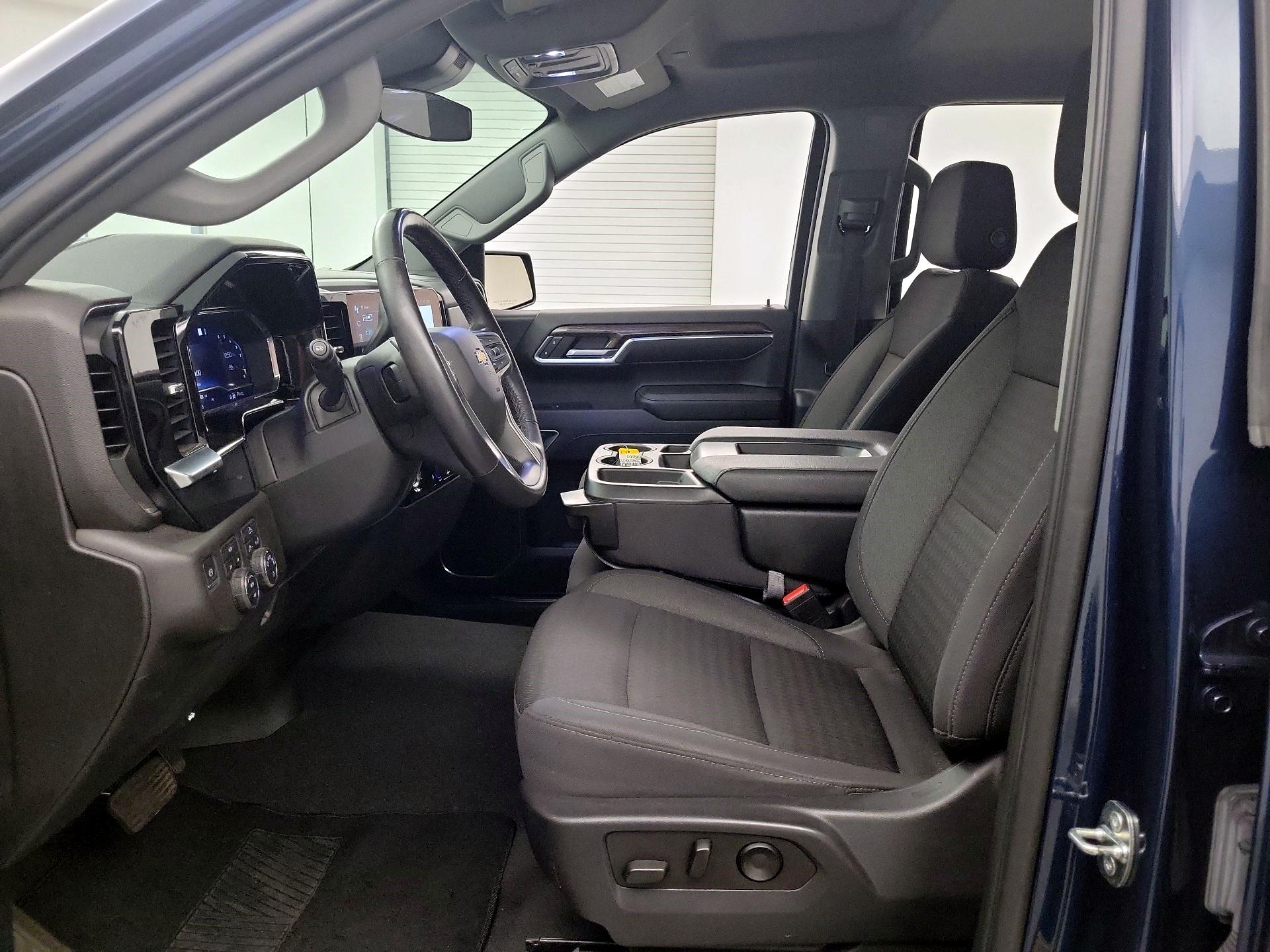 Thumbnail: 2022 Chevrolet Silverado 1500 - 9