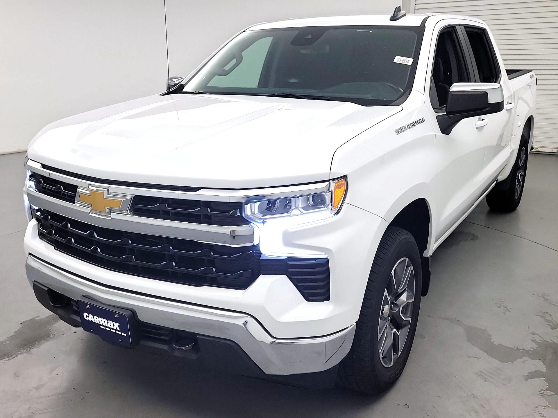 Thumbnail: 2022 Chevrolet Silverado 1500 - 3