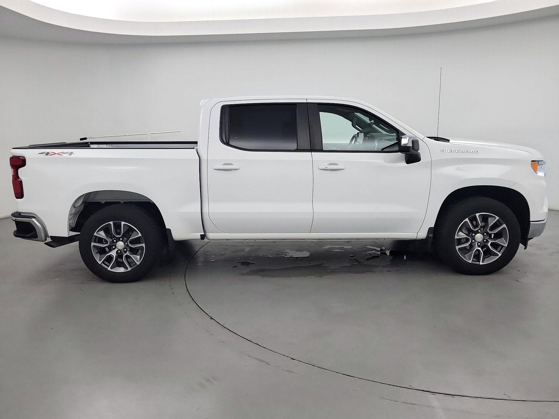 Thumbnail: 2022 Chevrolet Silverado 1500 - 4