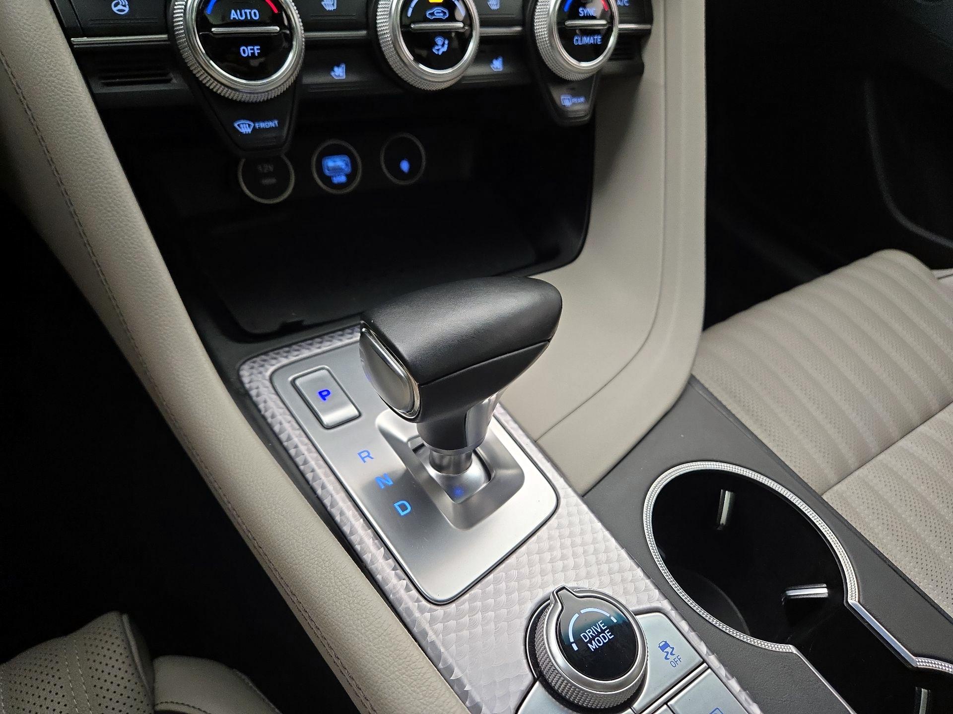 Thumbnail: 2023 Genesis G70 - 18