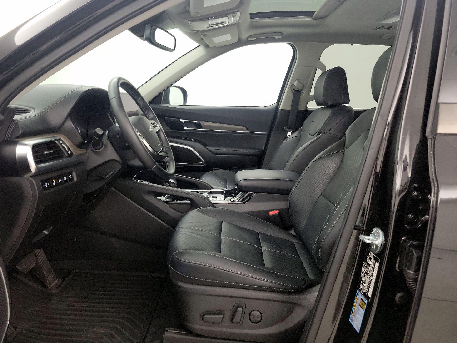 Thumbnail: 2022 Kia Telluride - 11