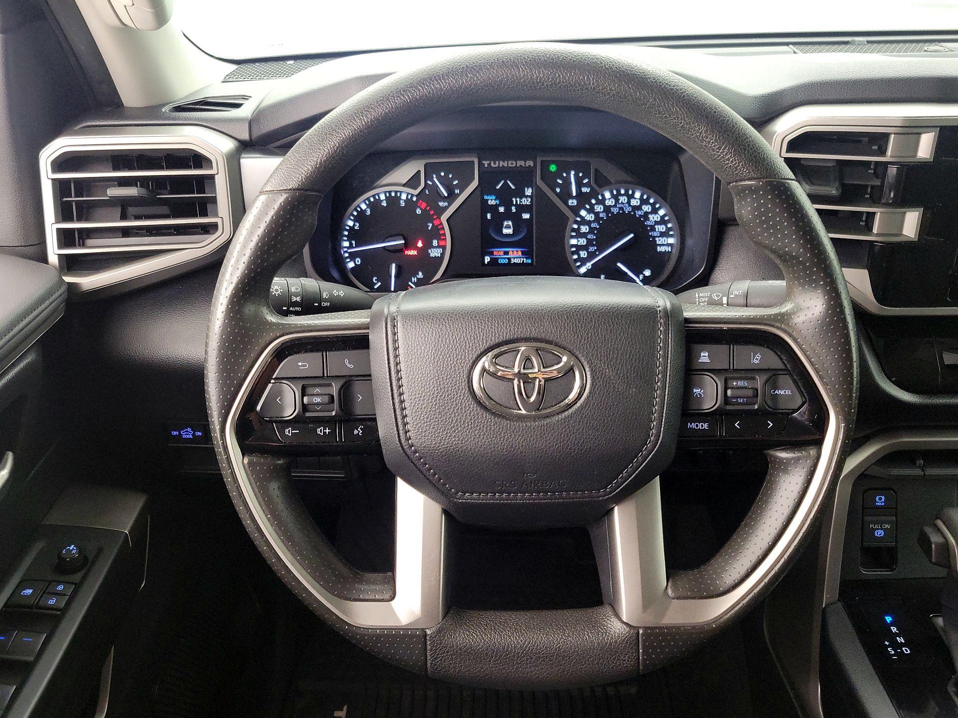 Thumbnail: 2022 Toyota Tundra - 10