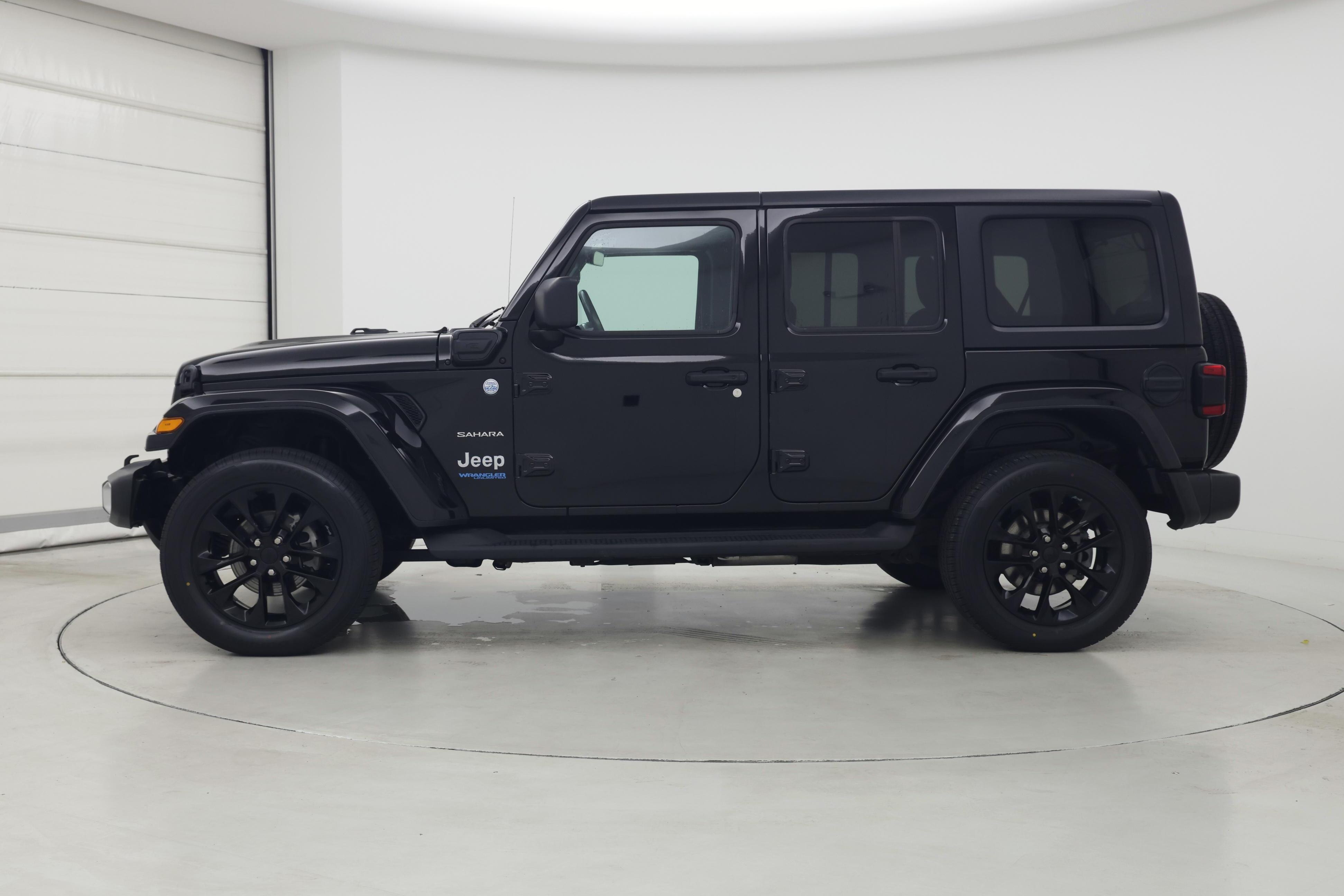 Thumbnail: 2021 Jeep Wrangler - 3