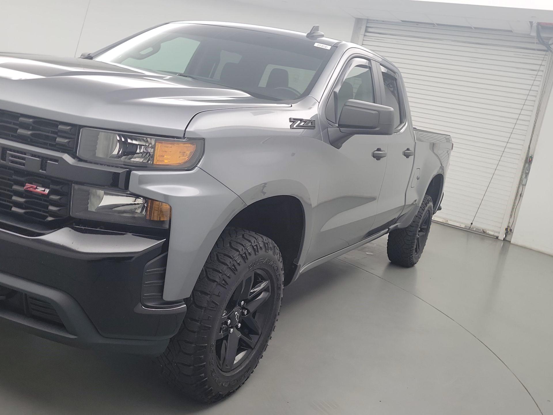 Thumbnail: 2020 Chevrolet Silverado 1500 - 3