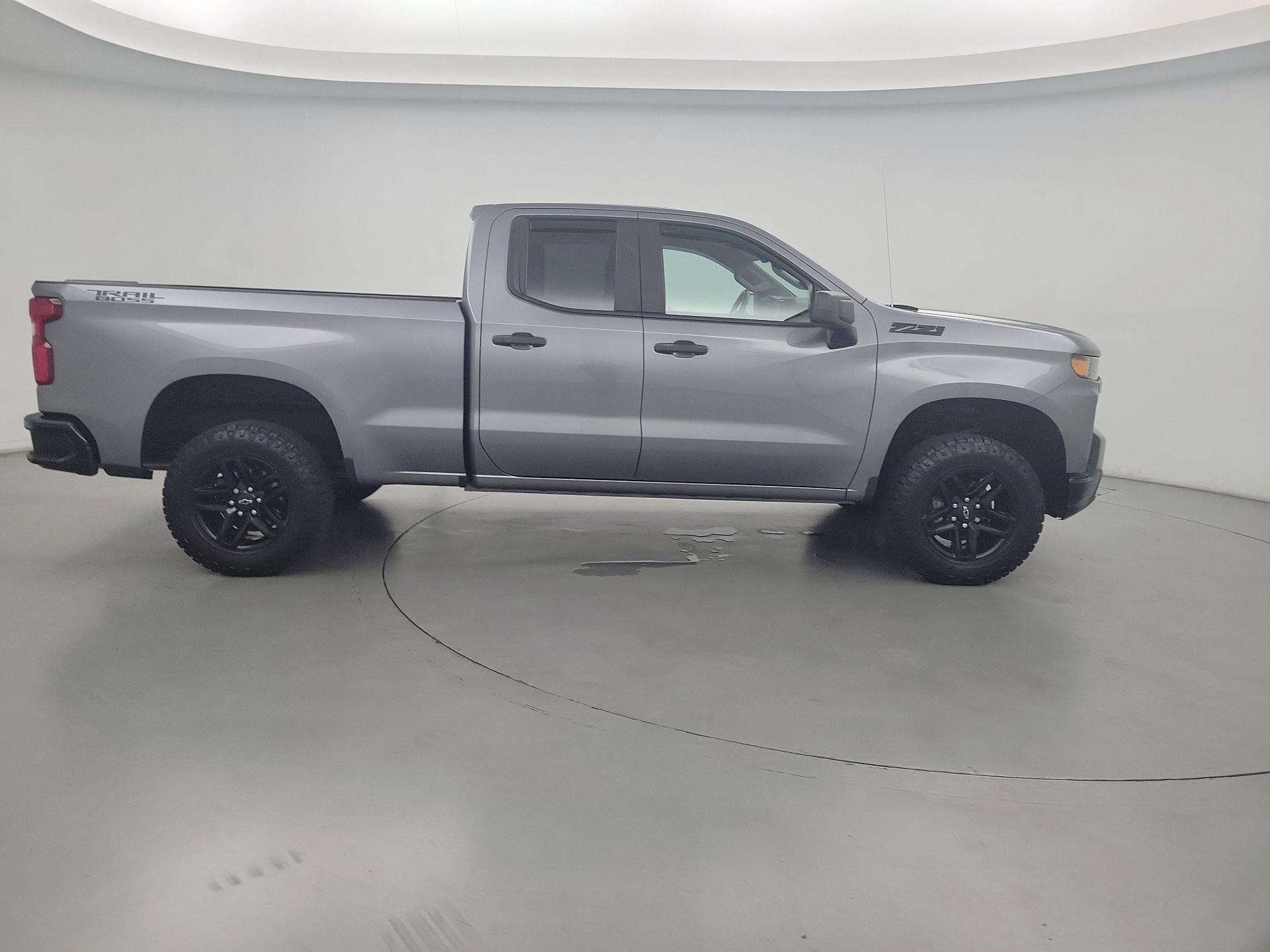 Thumbnail: 2020 Chevrolet Silverado 1500 - 4
