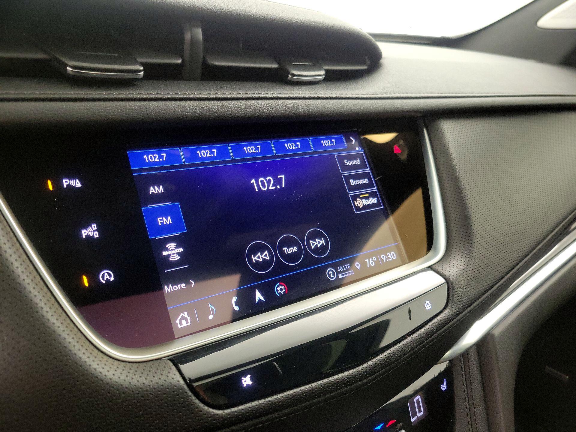 Thumbnail: 2022 Cadillac XT5 - 16