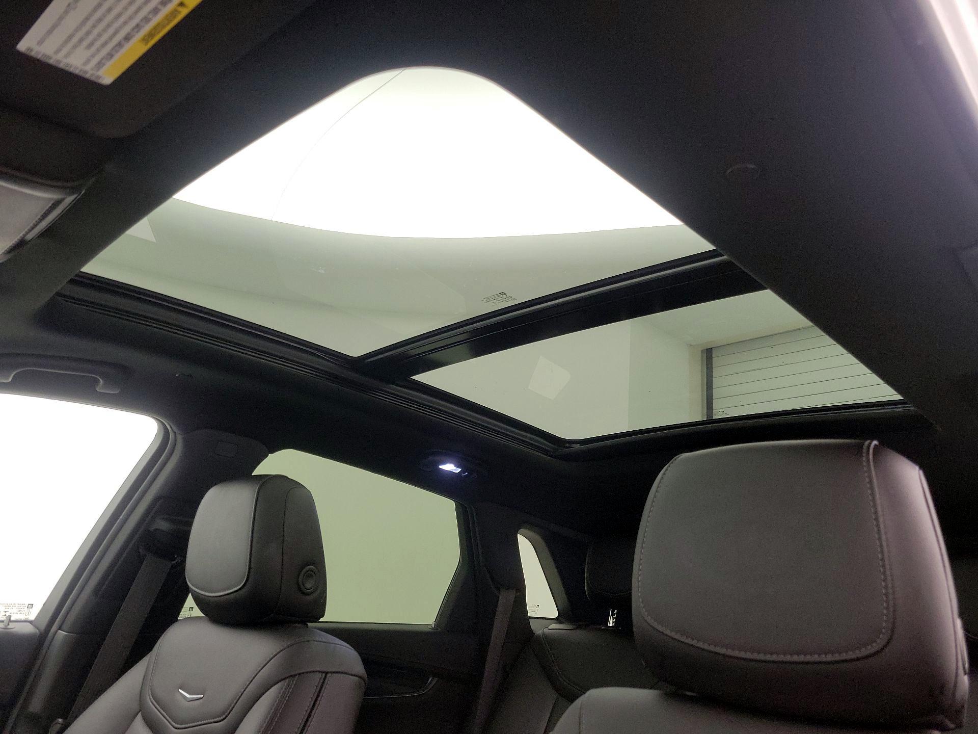Thumbnail: 2022 Cadillac XT5 - 20