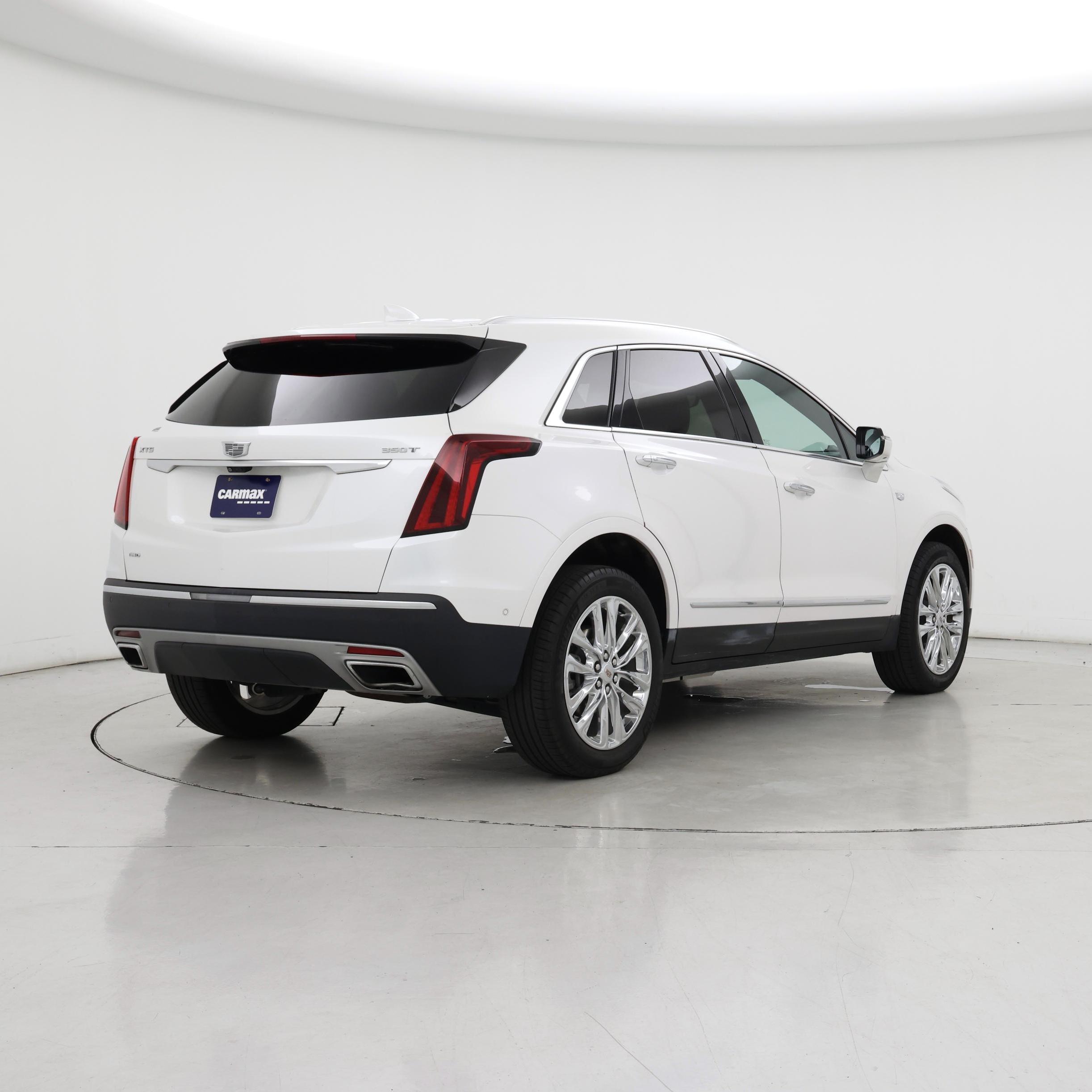 Thumbnail: 2022 Cadillac XT5 - 8