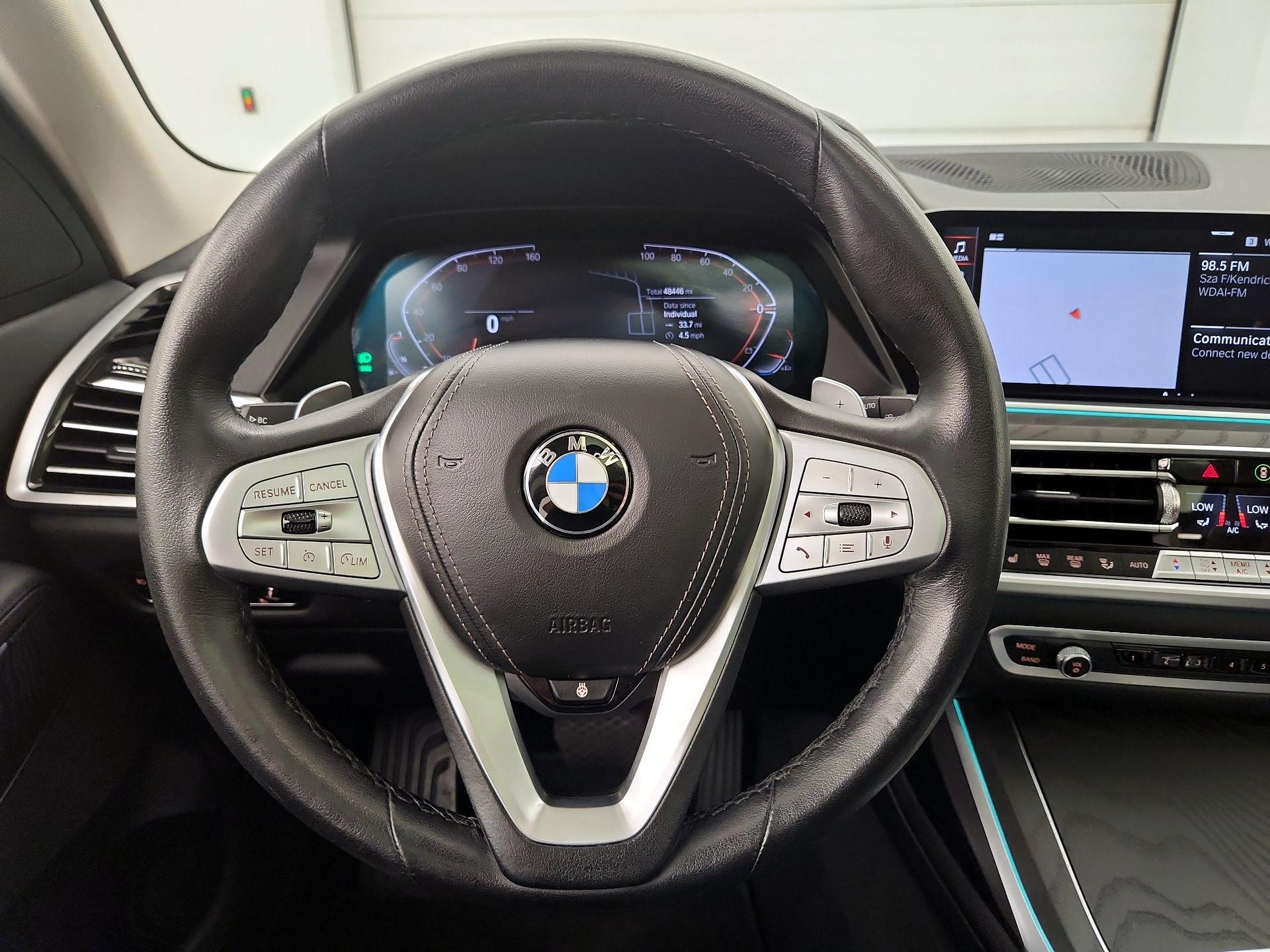 Thumbnail: 2022 BMW X7 - 10