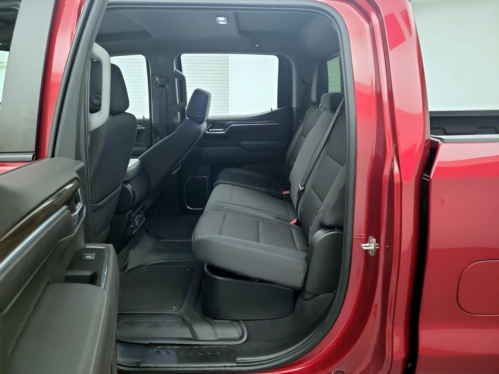 Thumbnail: 2022 Chevrolet Silverado 1500 - 17