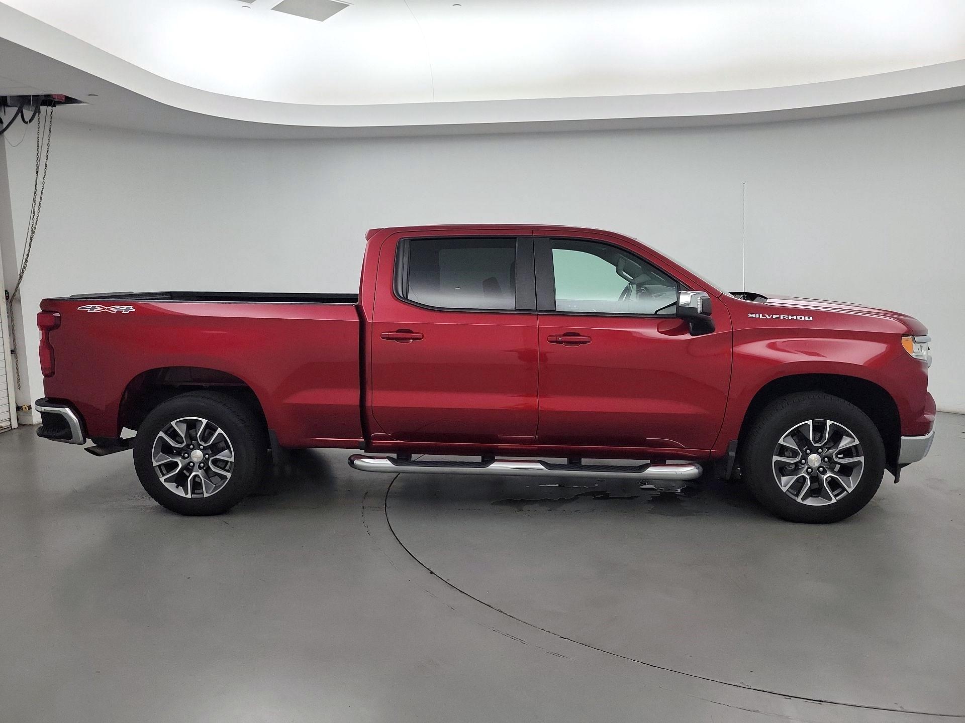 Thumbnail: 2022 Chevrolet Silverado 1500 - 4