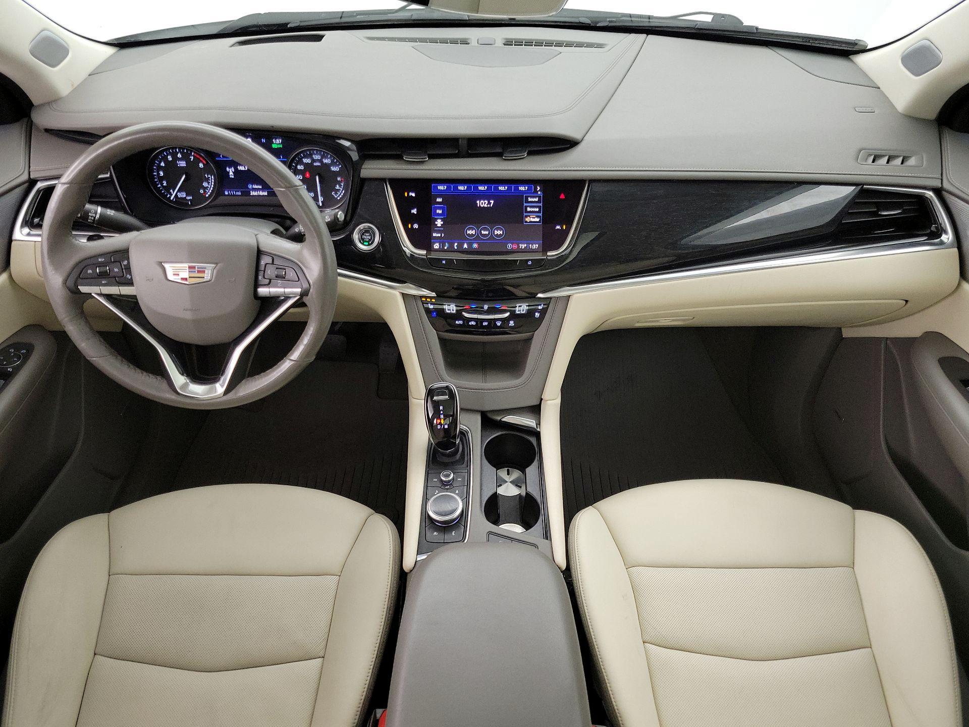 Thumbnail: 2022 Cadillac XT6 - 9