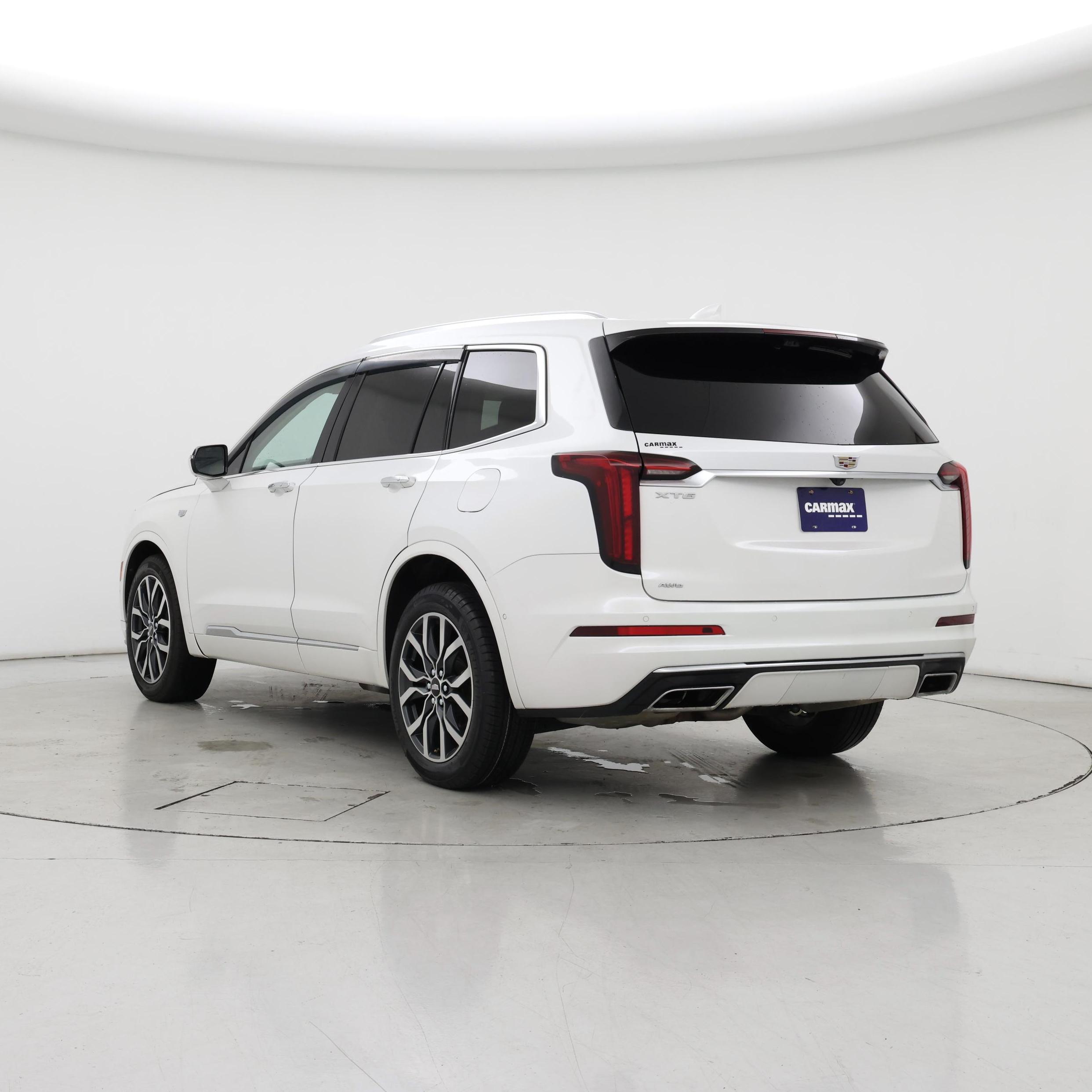 Thumbnail: 2022 Cadillac XT6 - 2