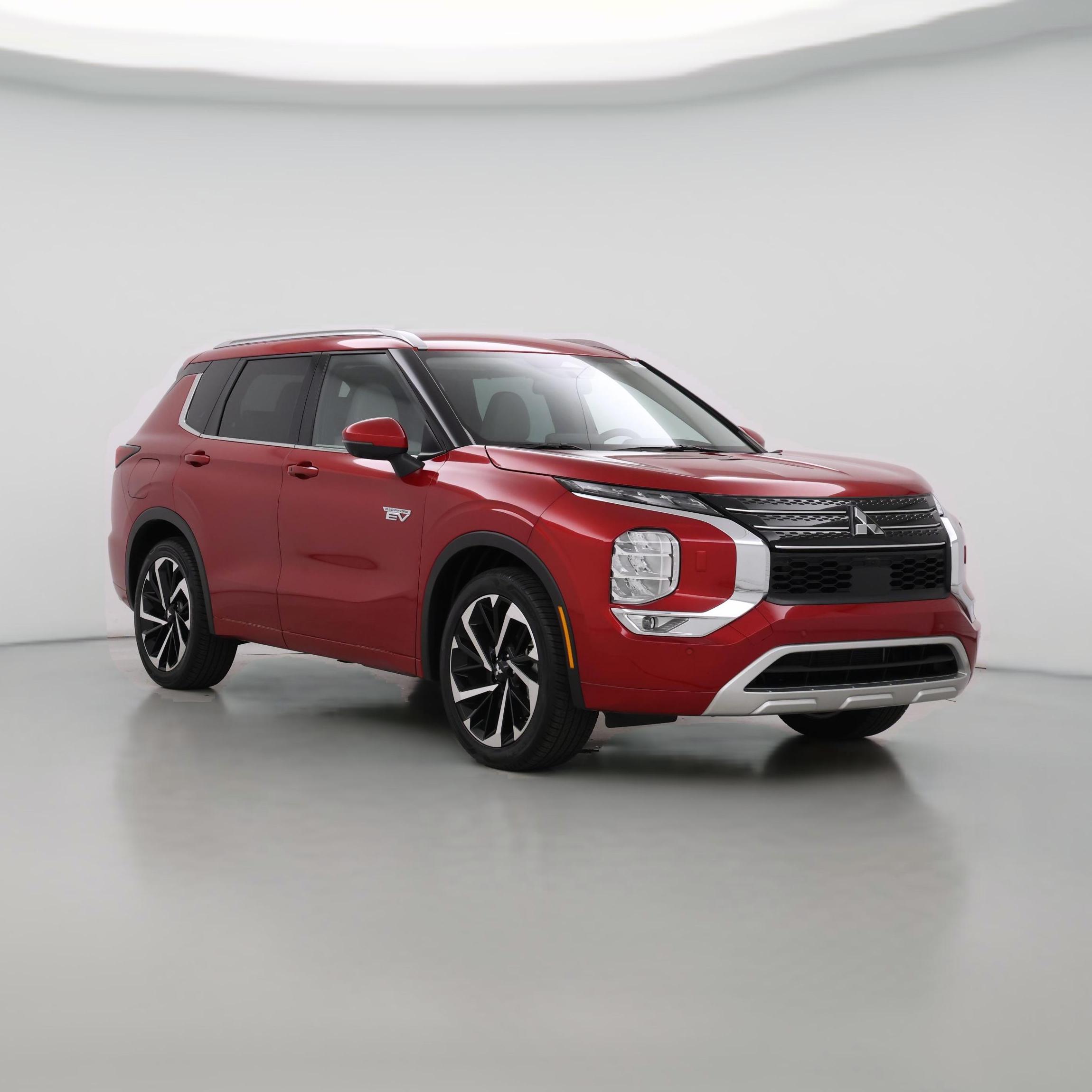 Thumbnail: 2023 Mitsubishi Outlander - 1