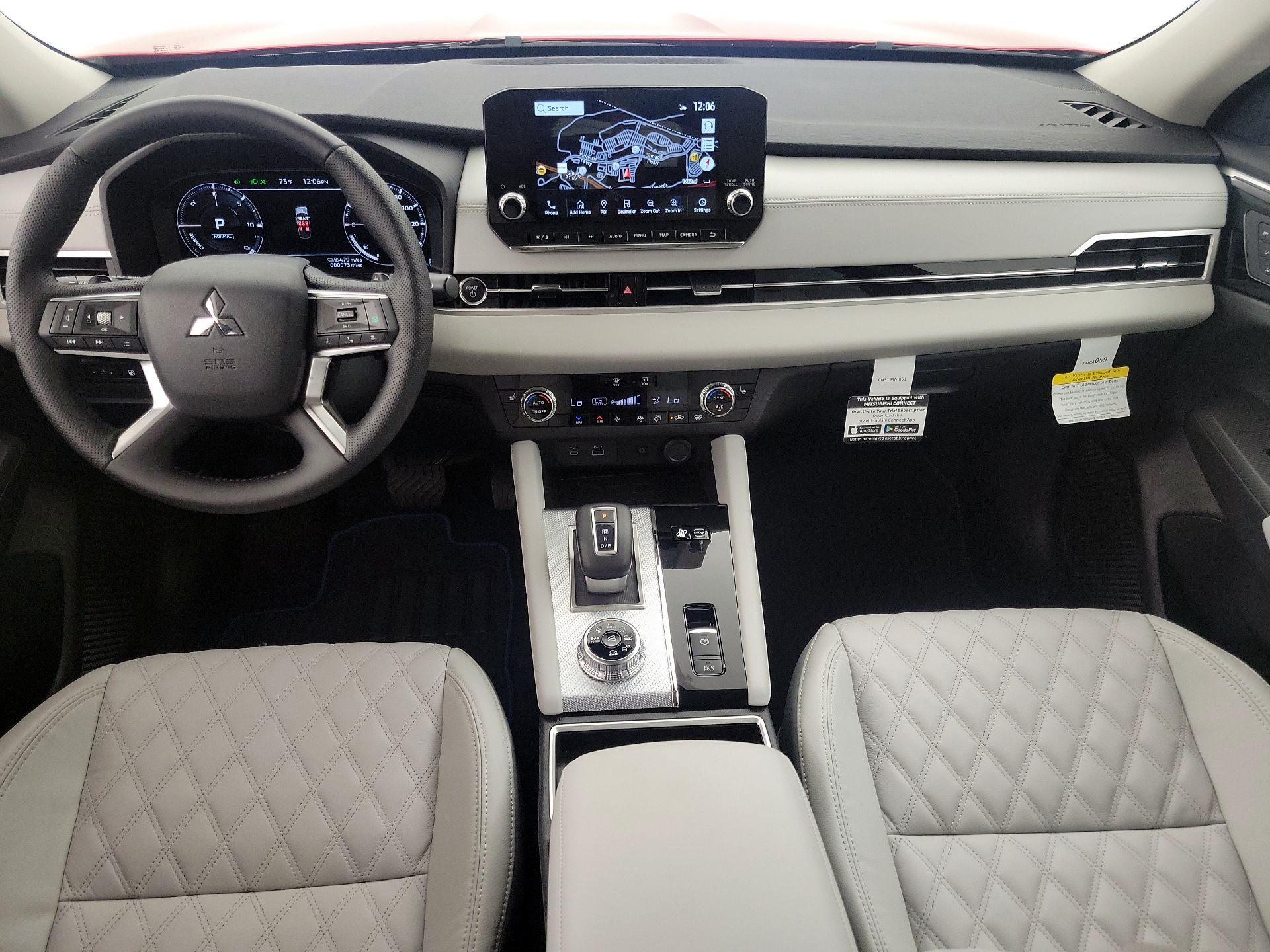 Thumbnail: 2023 Mitsubishi Outlander - 9