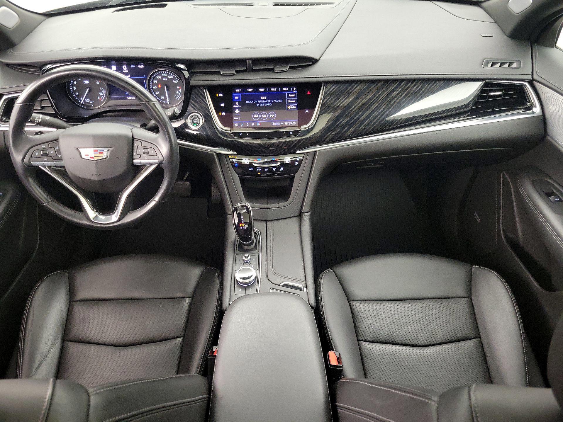 Thumbnail: 2022 Cadillac XT6 - 9