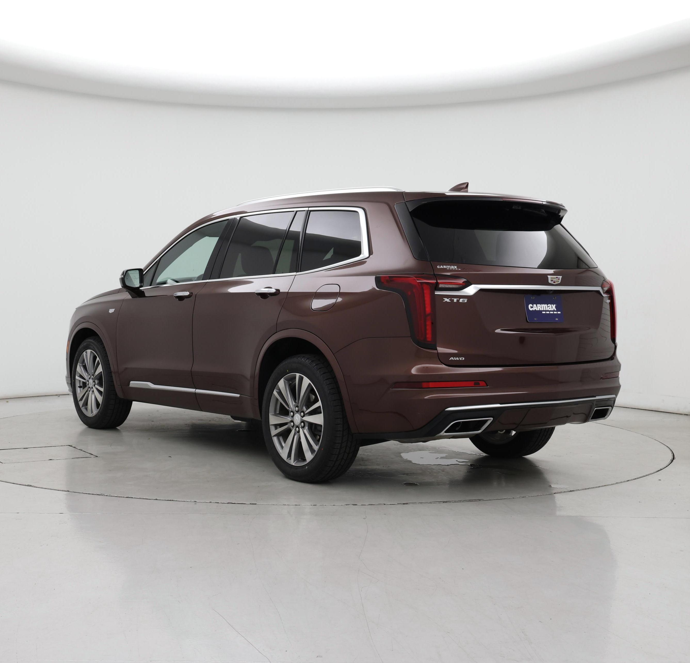 Thumbnail: 2022 Cadillac XT6 - 2