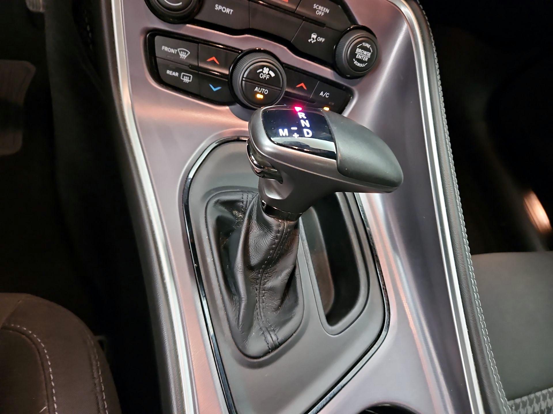 Thumbnail: 2019 Dodge Challenger - 18