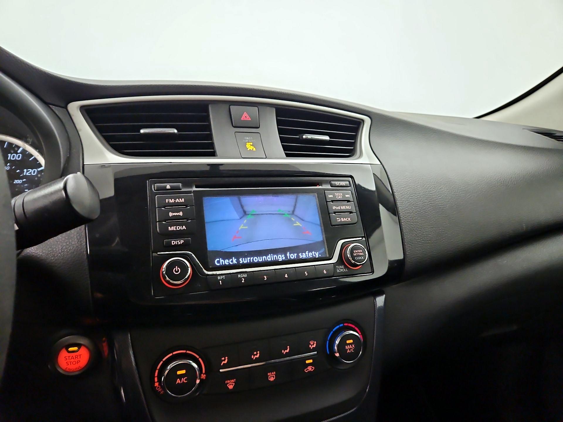 Thumbnail: 2017 Nissan Sentra - 14
