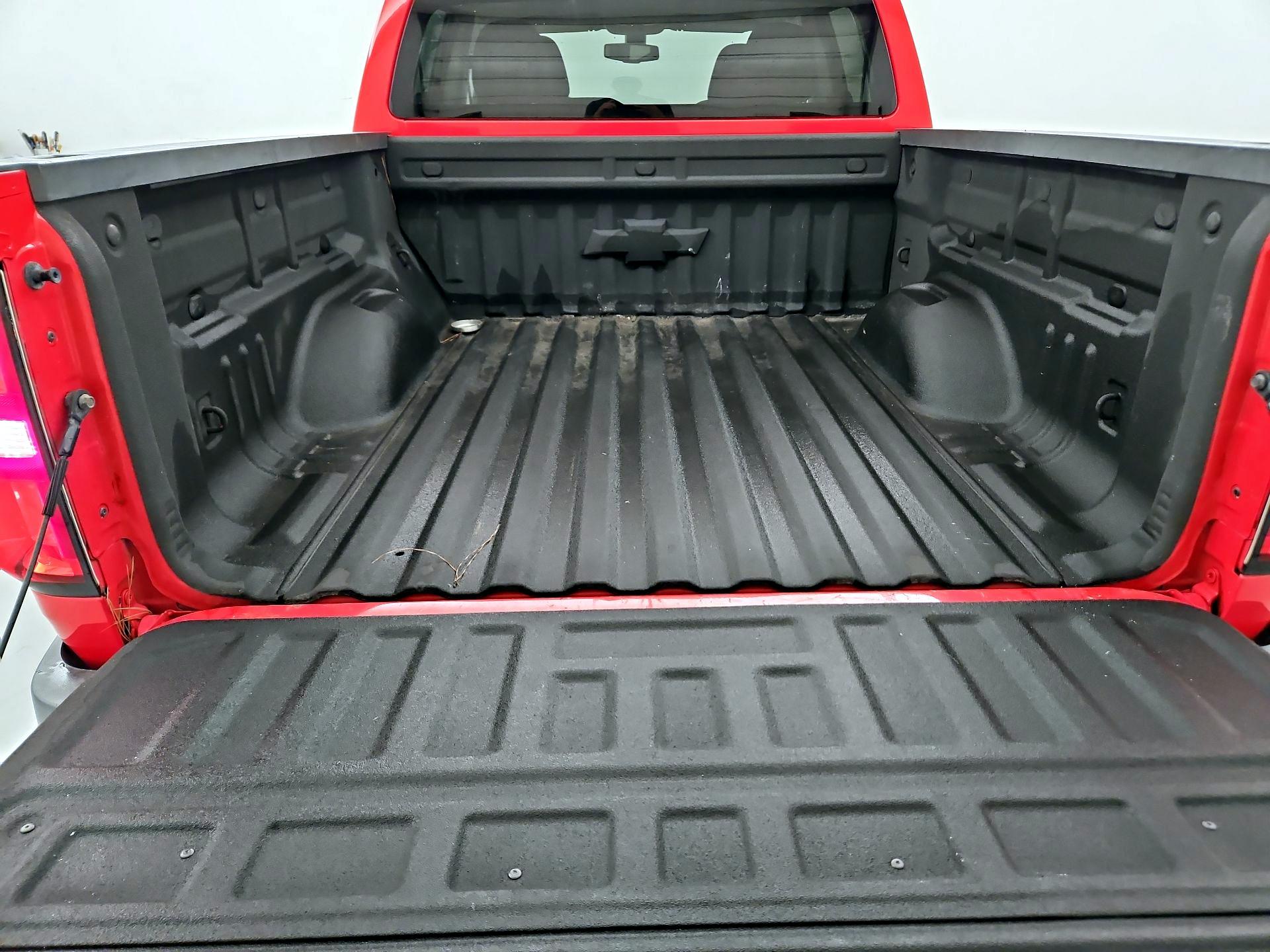 Thumbnail: 2018 Chevrolet Colorado - 20