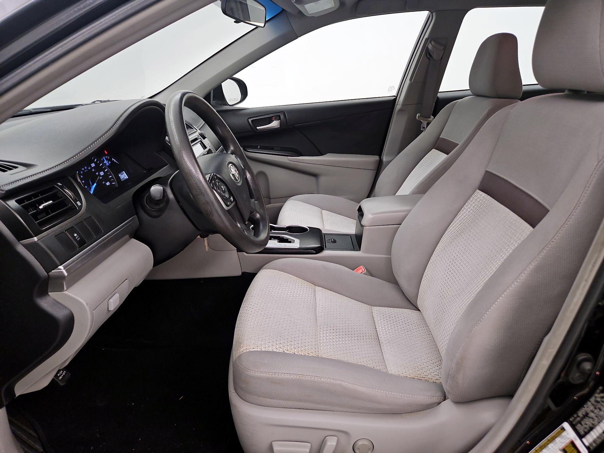 Thumbnail: 2014 Toyota Camry - 11